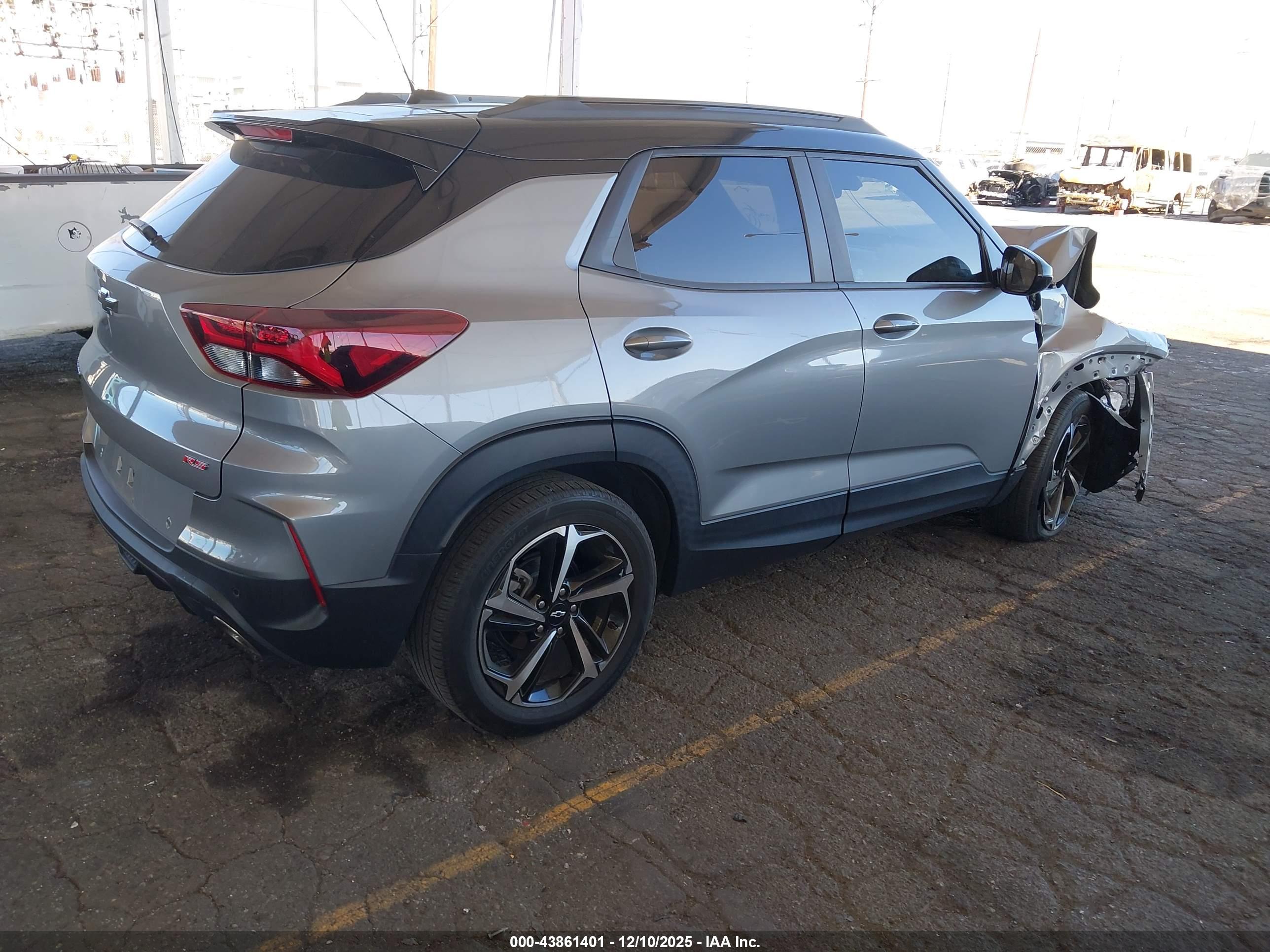 CHEVROLET TRAILBLAZER image 4