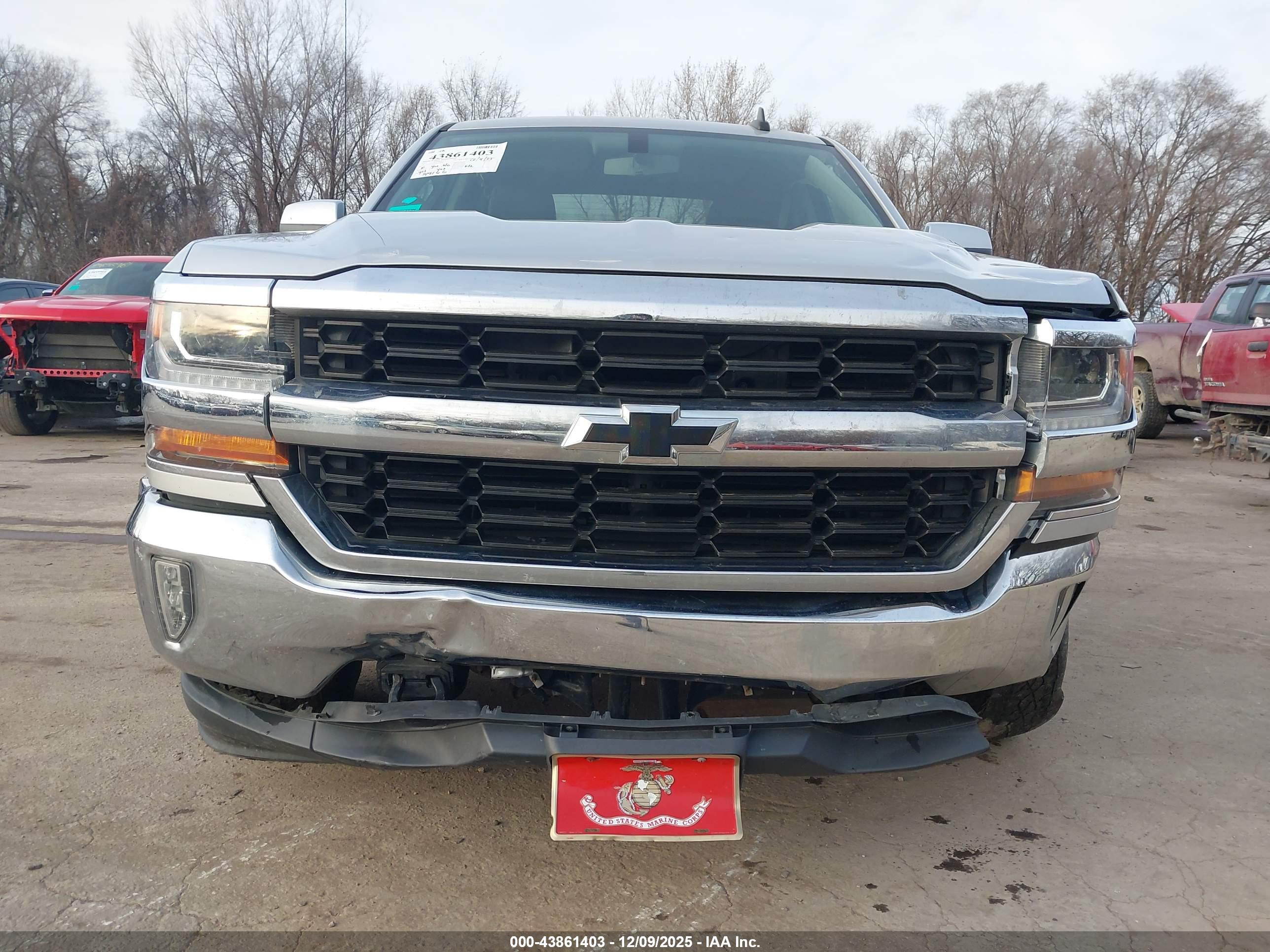 CHEVROLET SILVERADO image 6