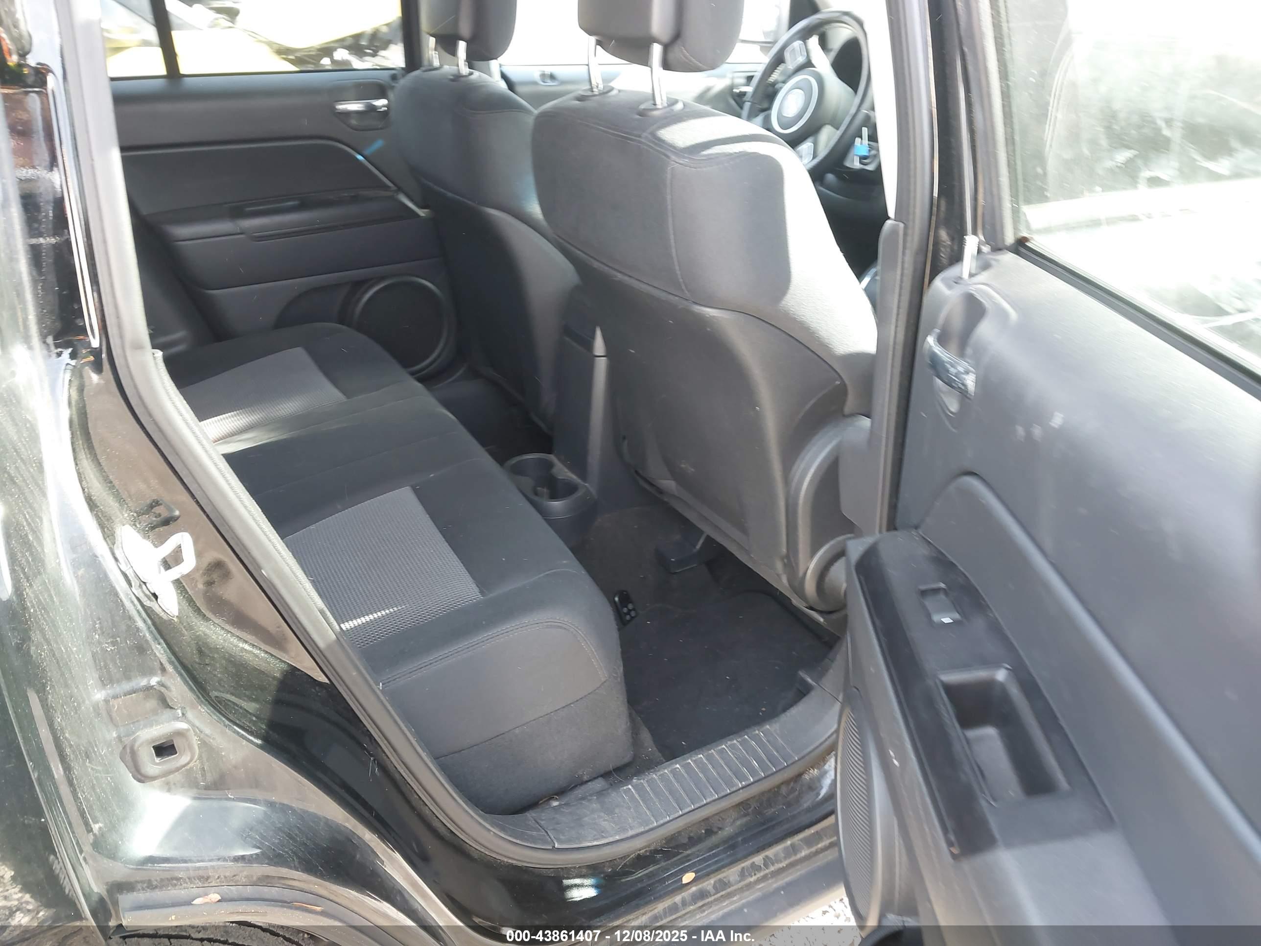 JEEP COMPASS image 8