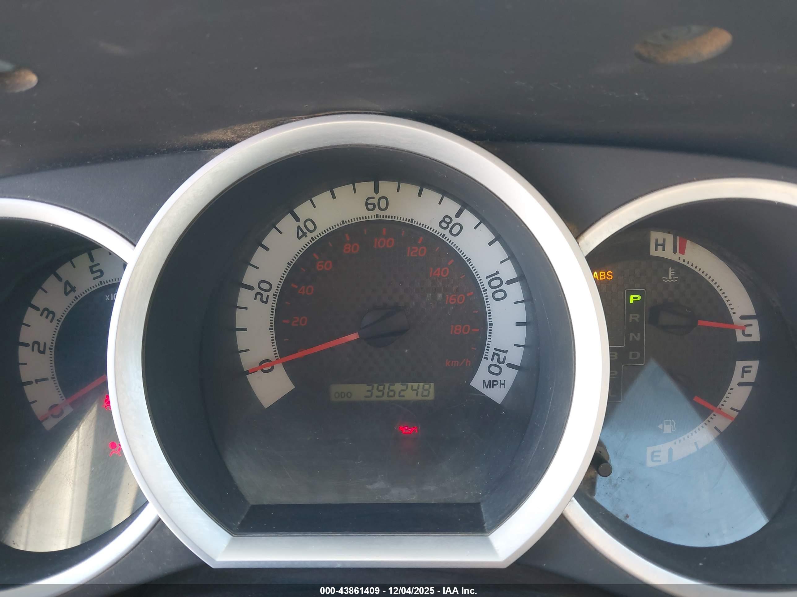 TOYOTA TACOMA image 7