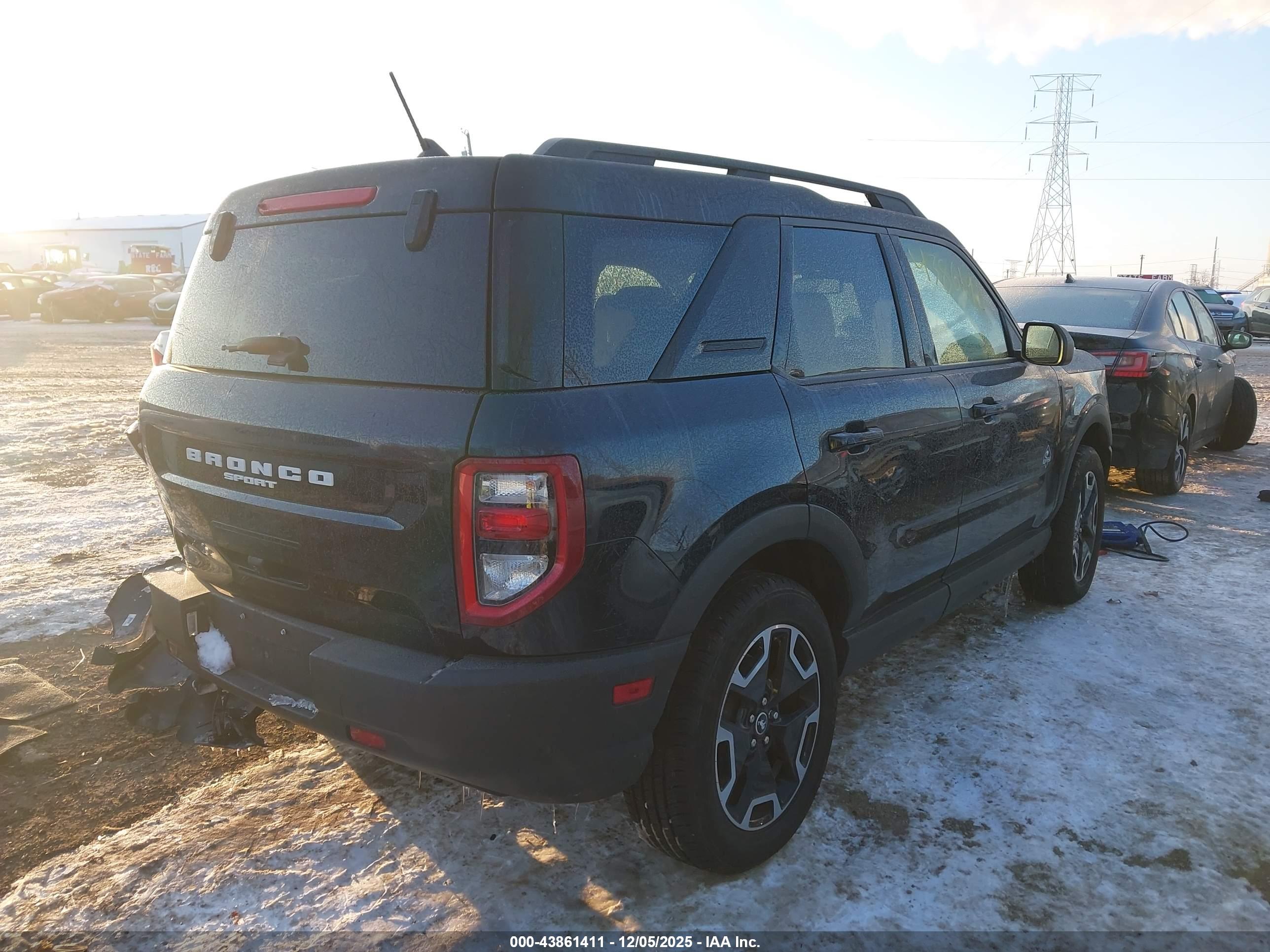 FORD BRONCO image 4