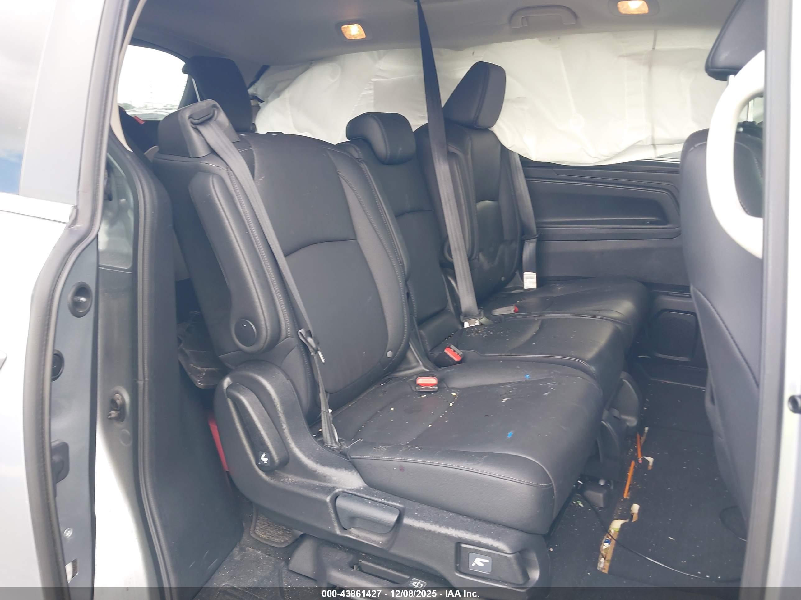 HONDA ODYSSEY image 8