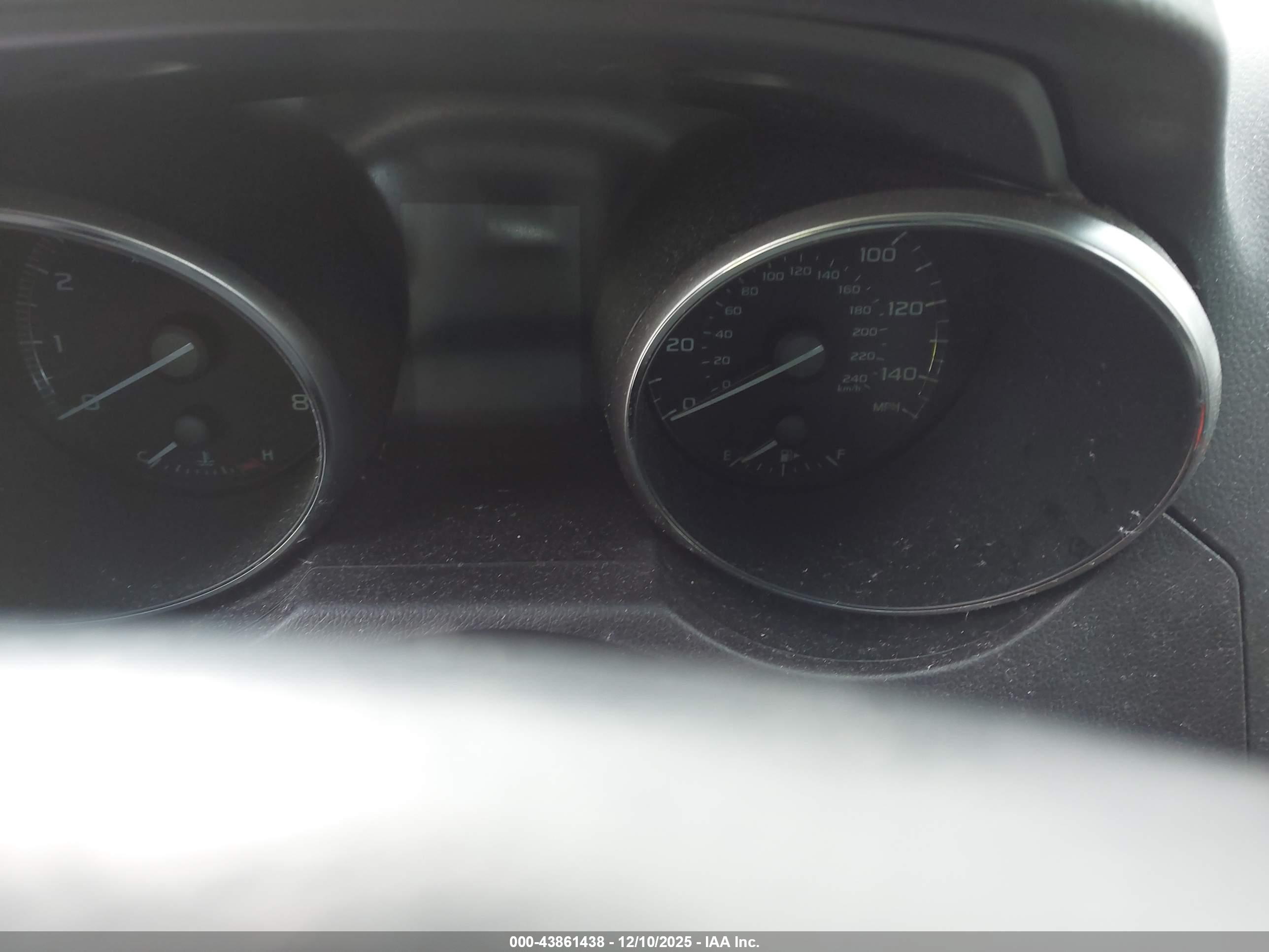 SUBARU LEGACY image 7