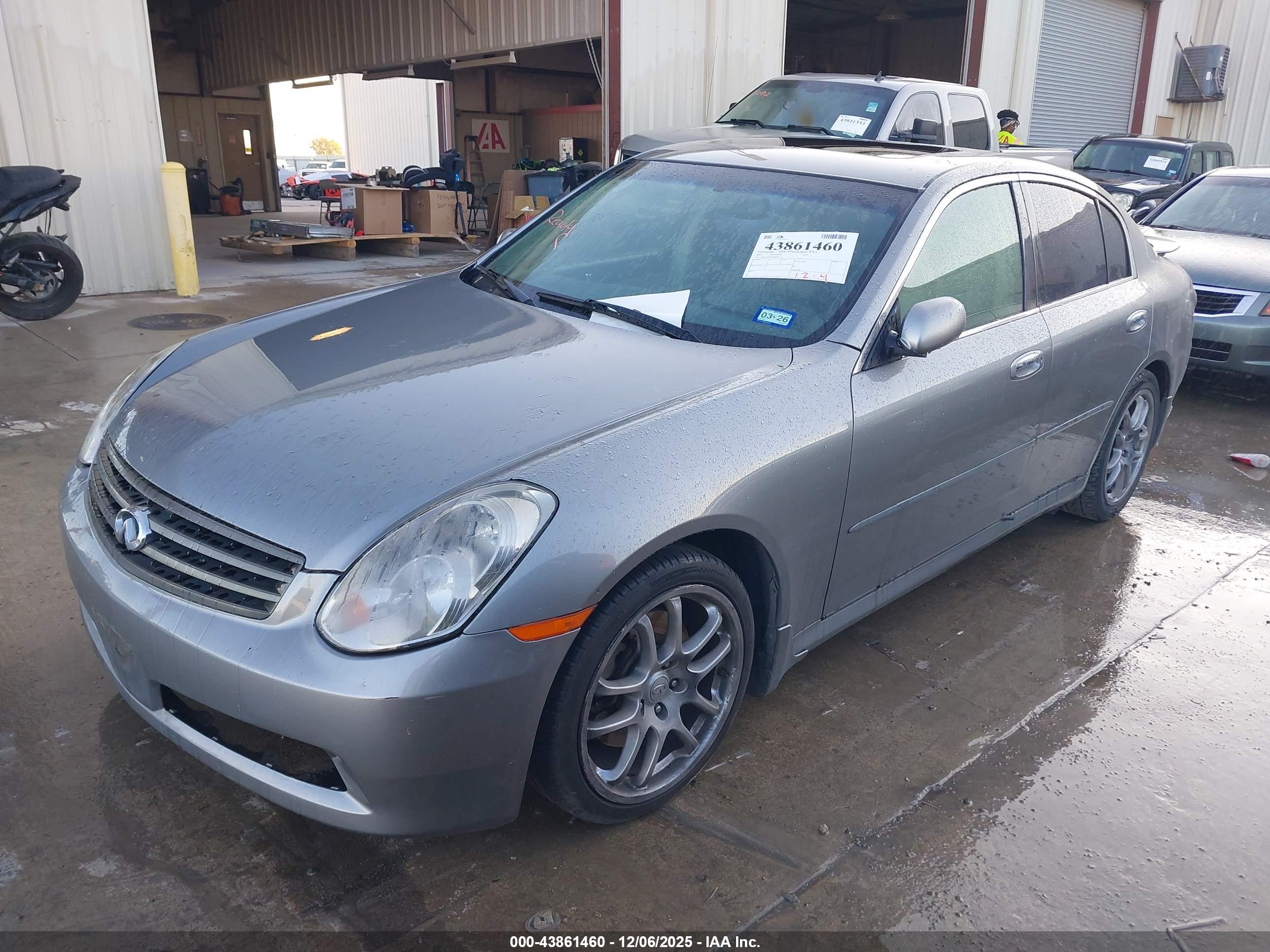 INFINITI G35 image 2