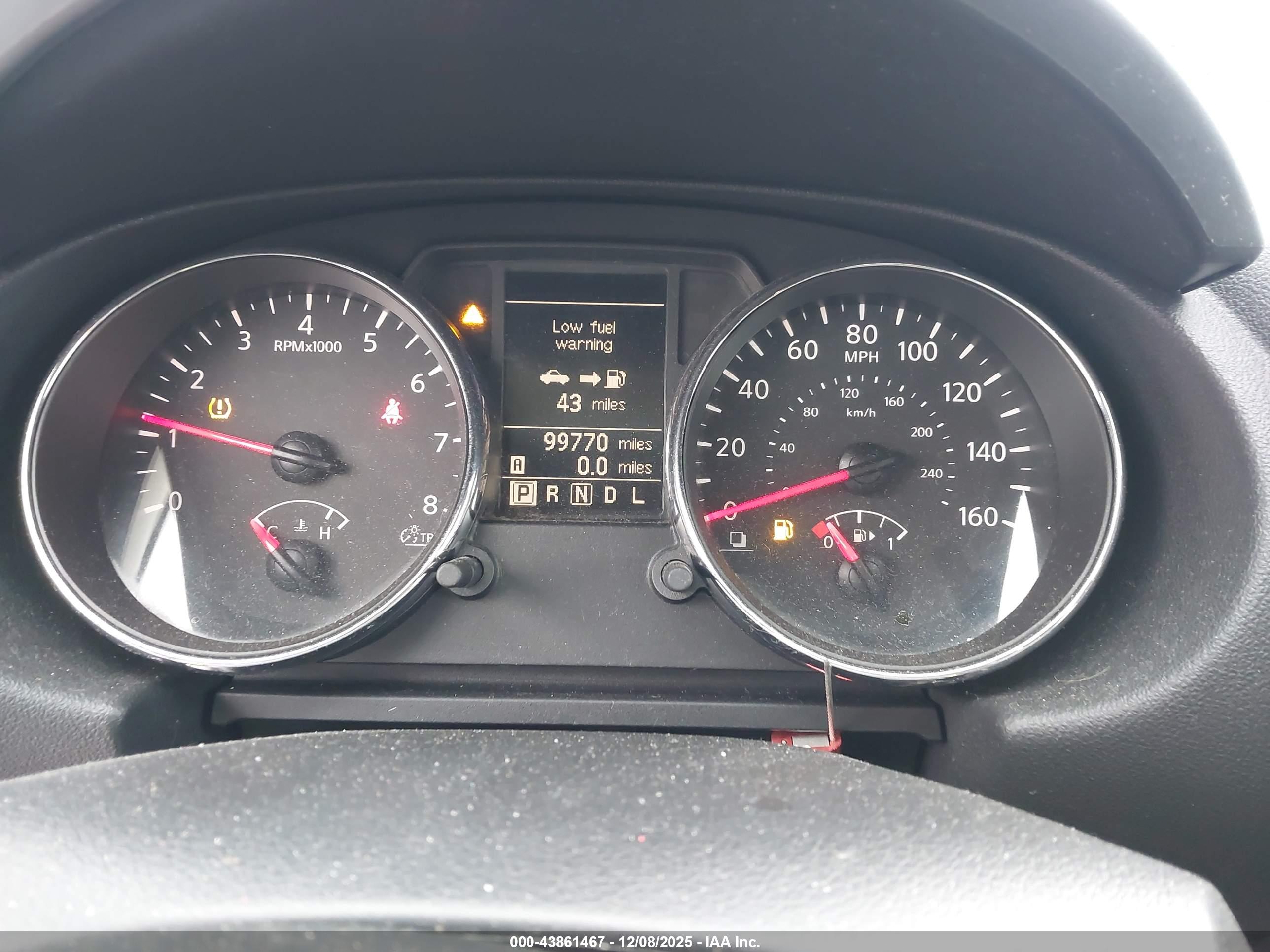 NISSAN ROGUE image 7