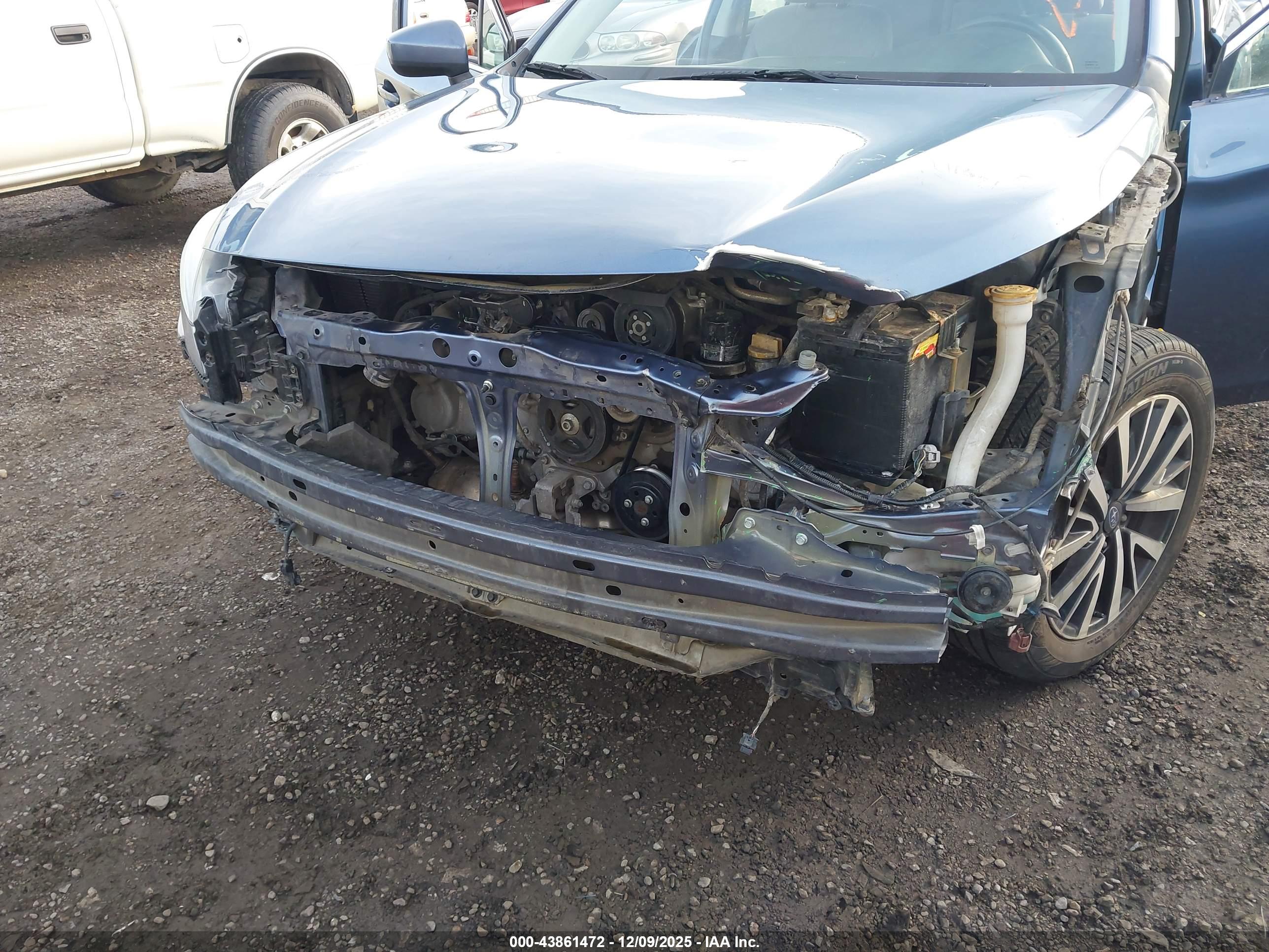 SUBARU LEGACY image 6