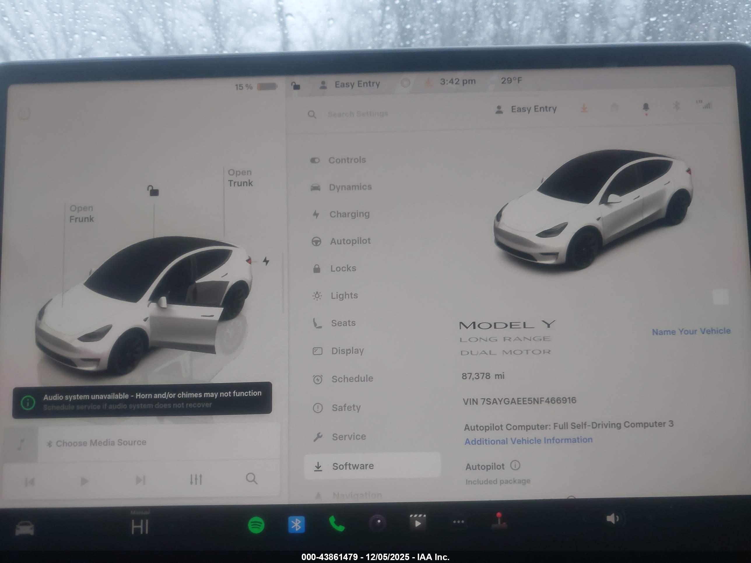 TESLA MODEL image 7