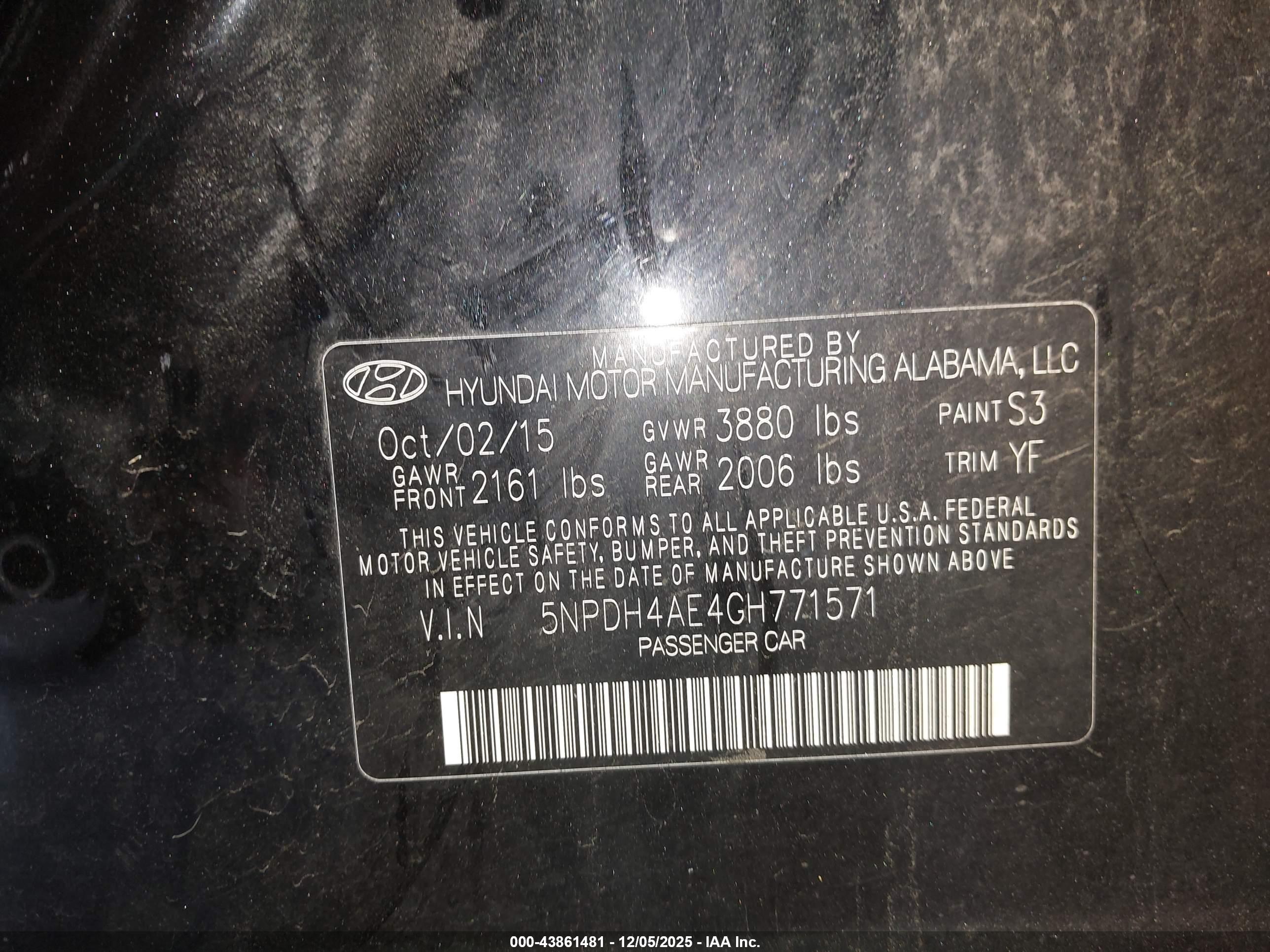 HYUNDAI ELANTRA image 9