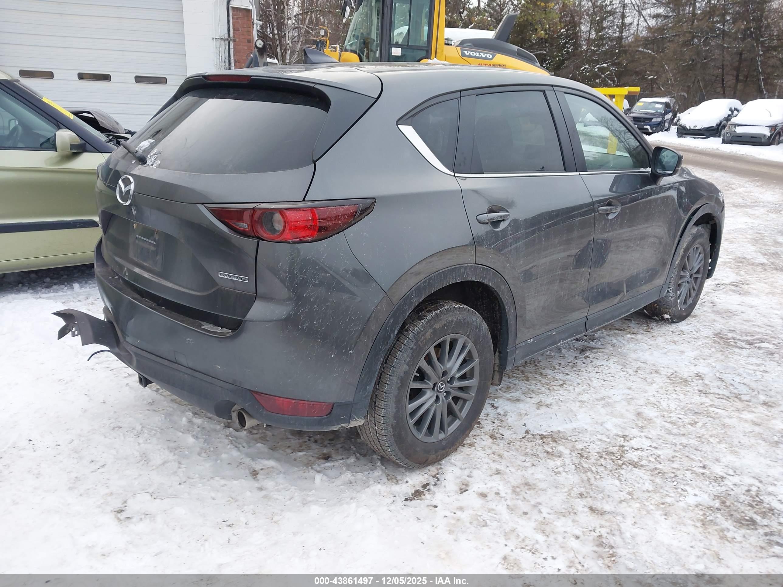 MAZDA CX-5 image 4