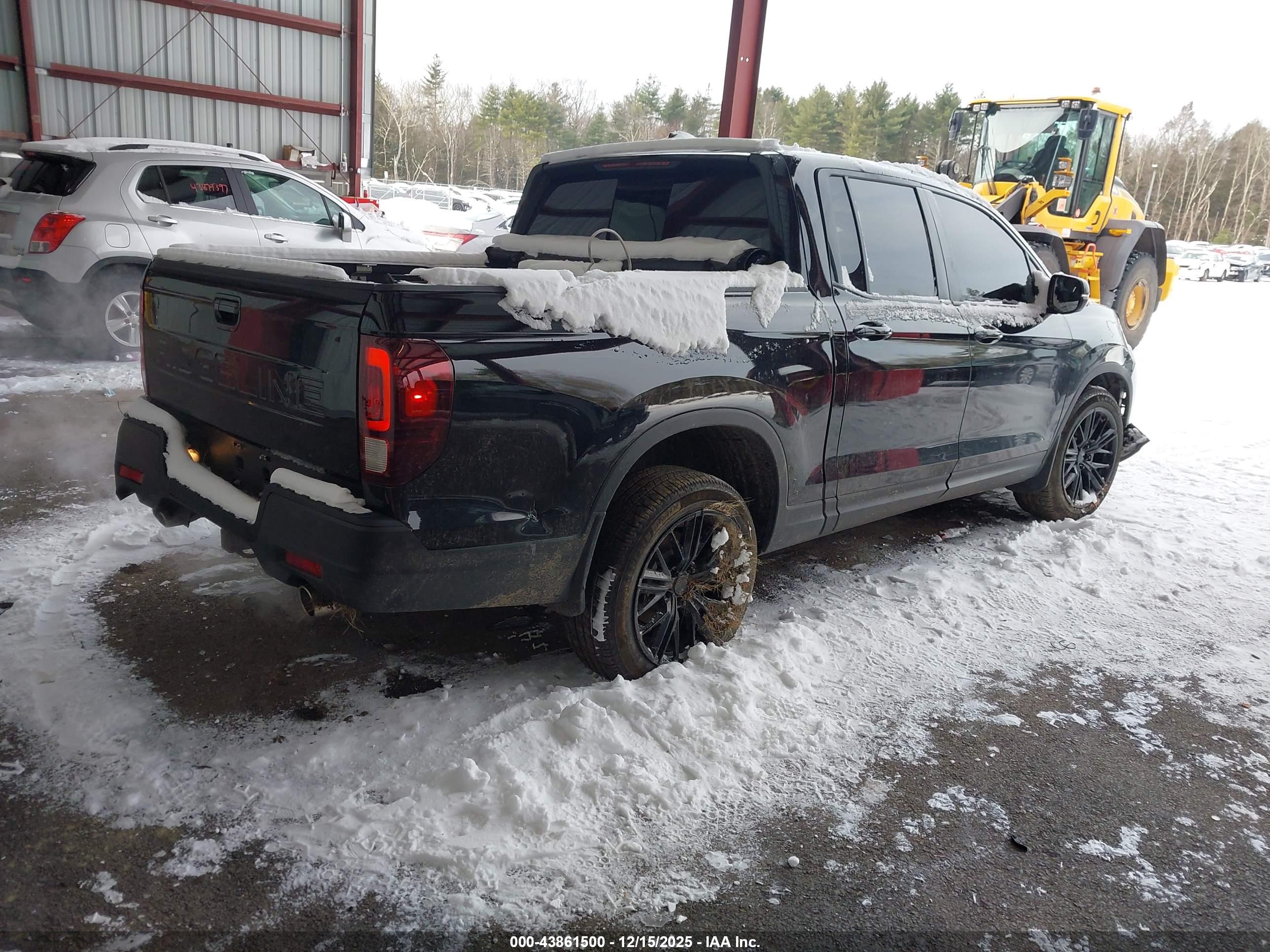 HONDA RIDGELINE image 4