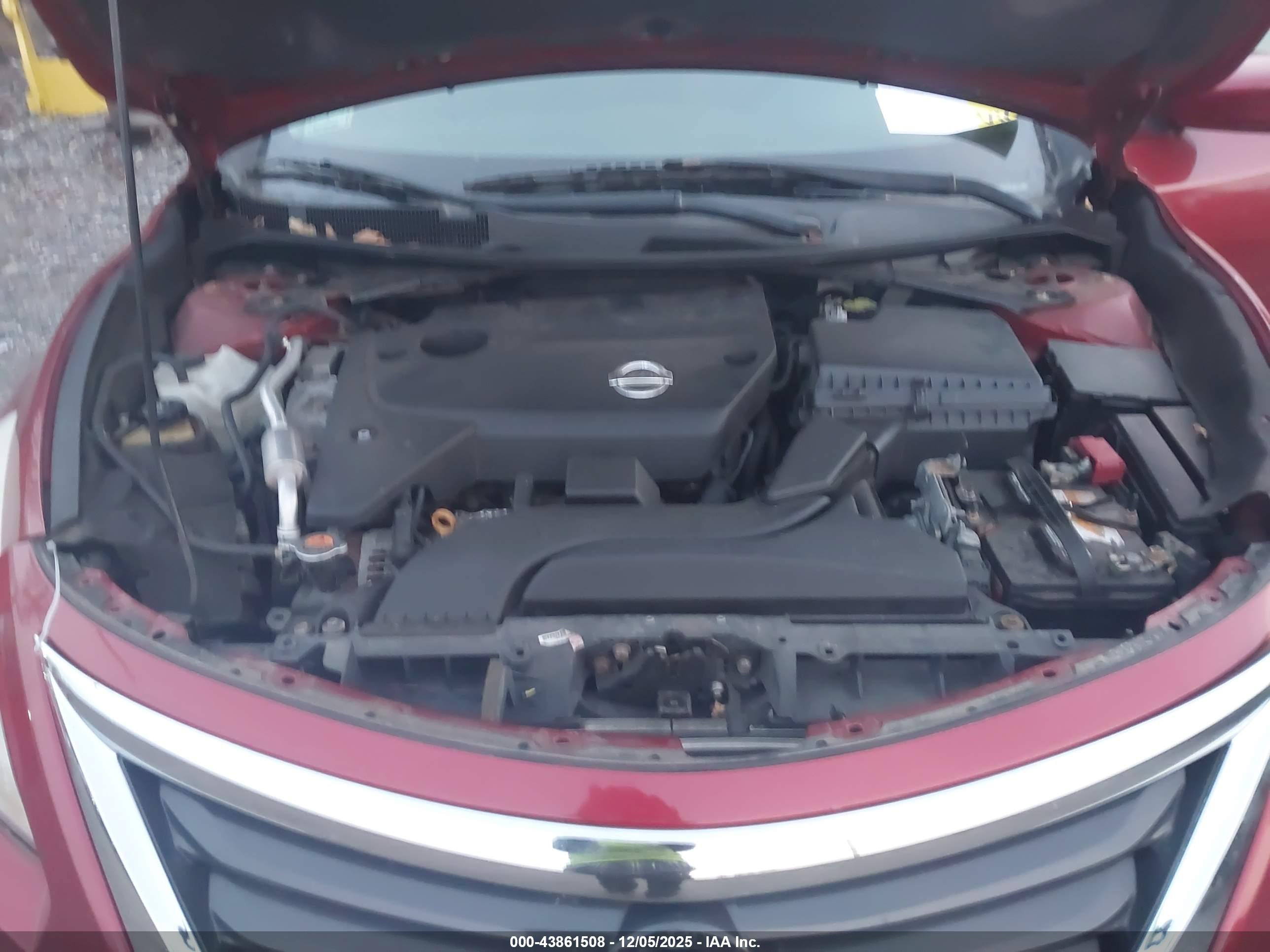 NISSAN ALTIMA image 10