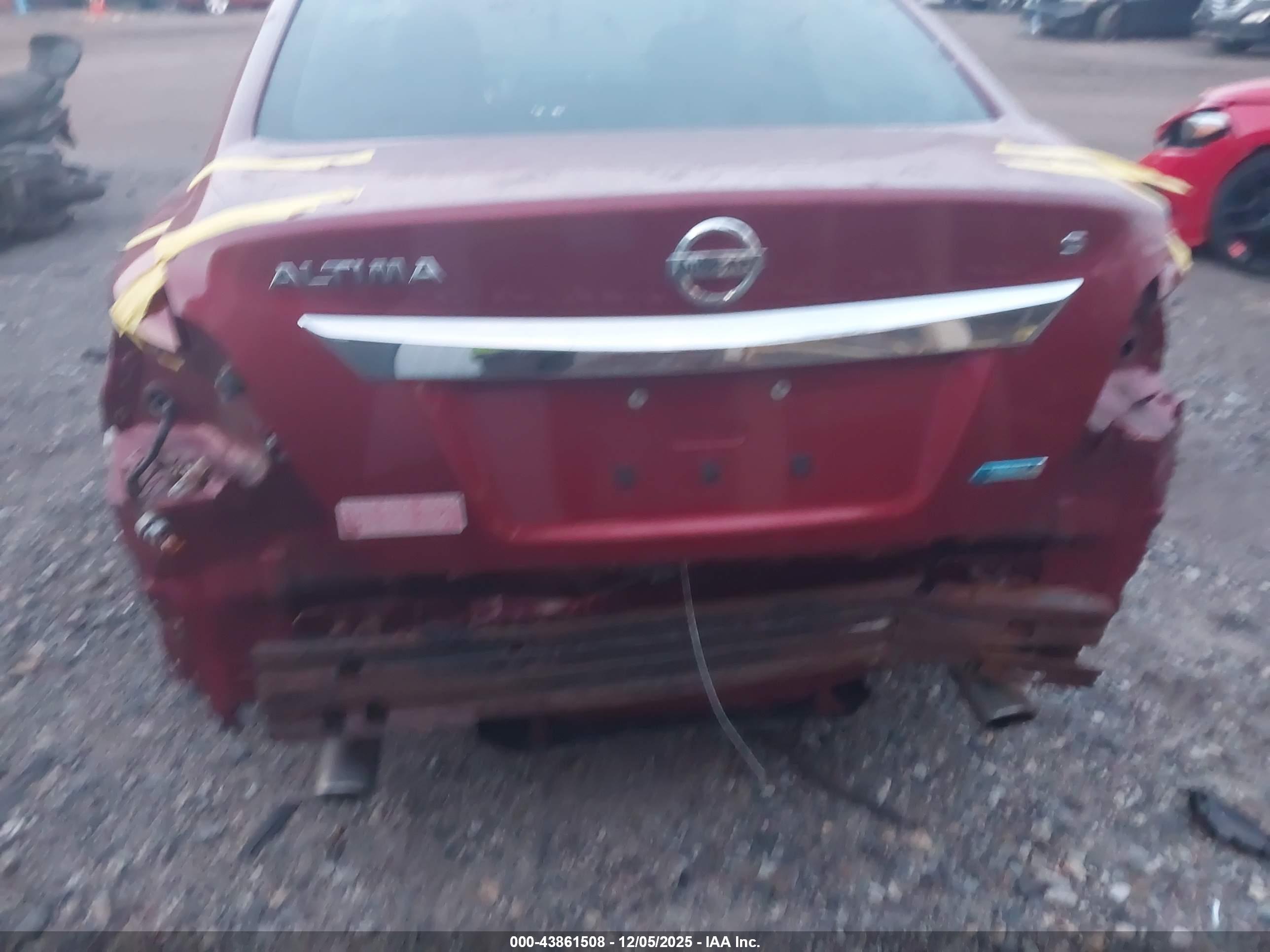 NISSAN ALTIMA image 6