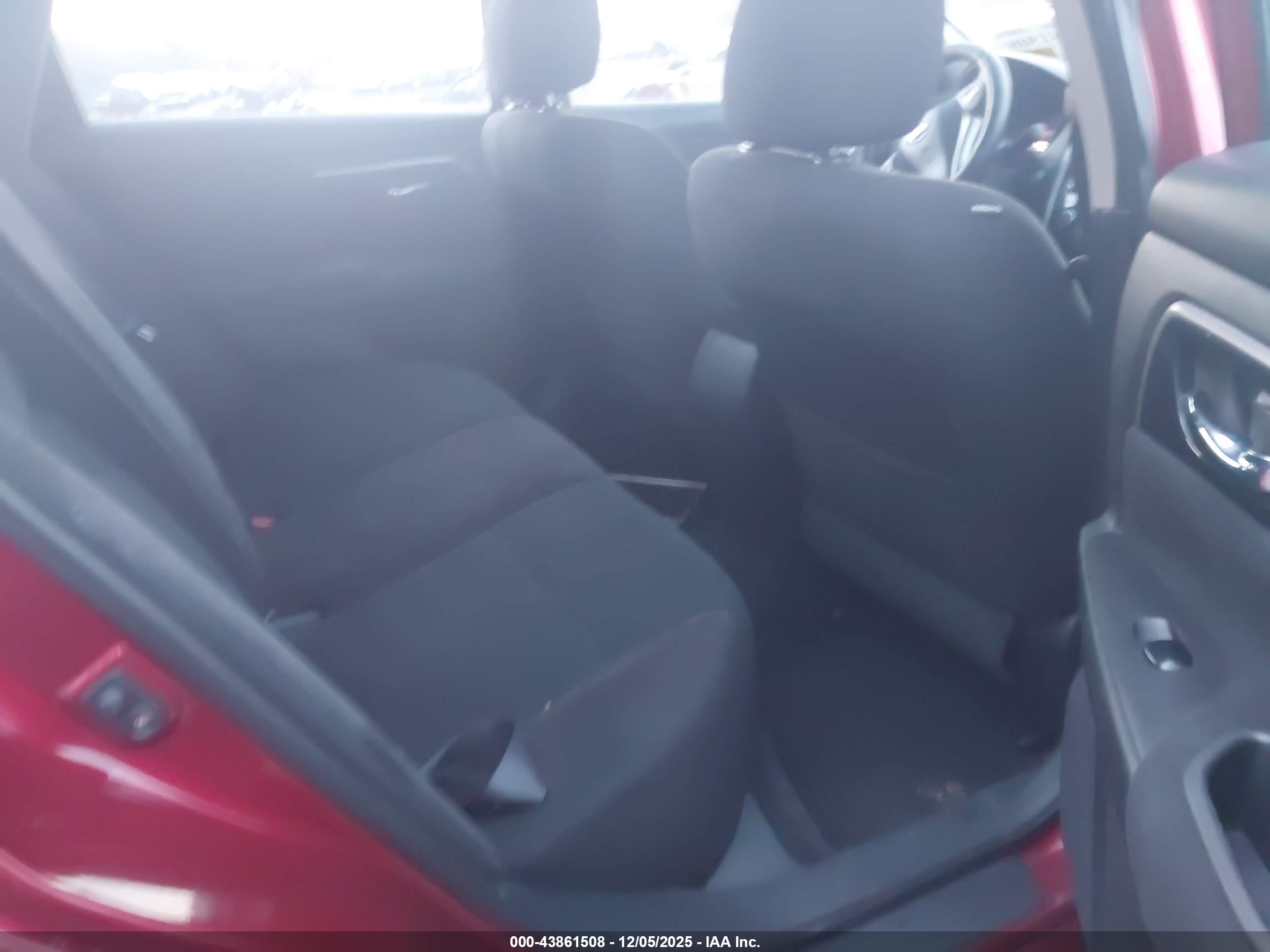 NISSAN ALTIMA image 8