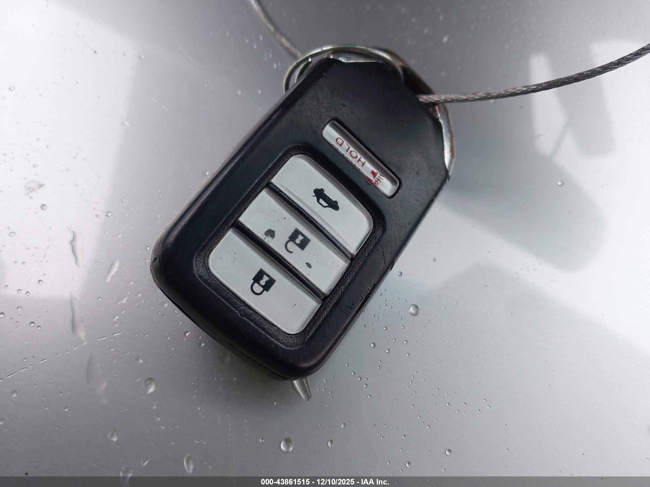 HONDA ACCORD image 11