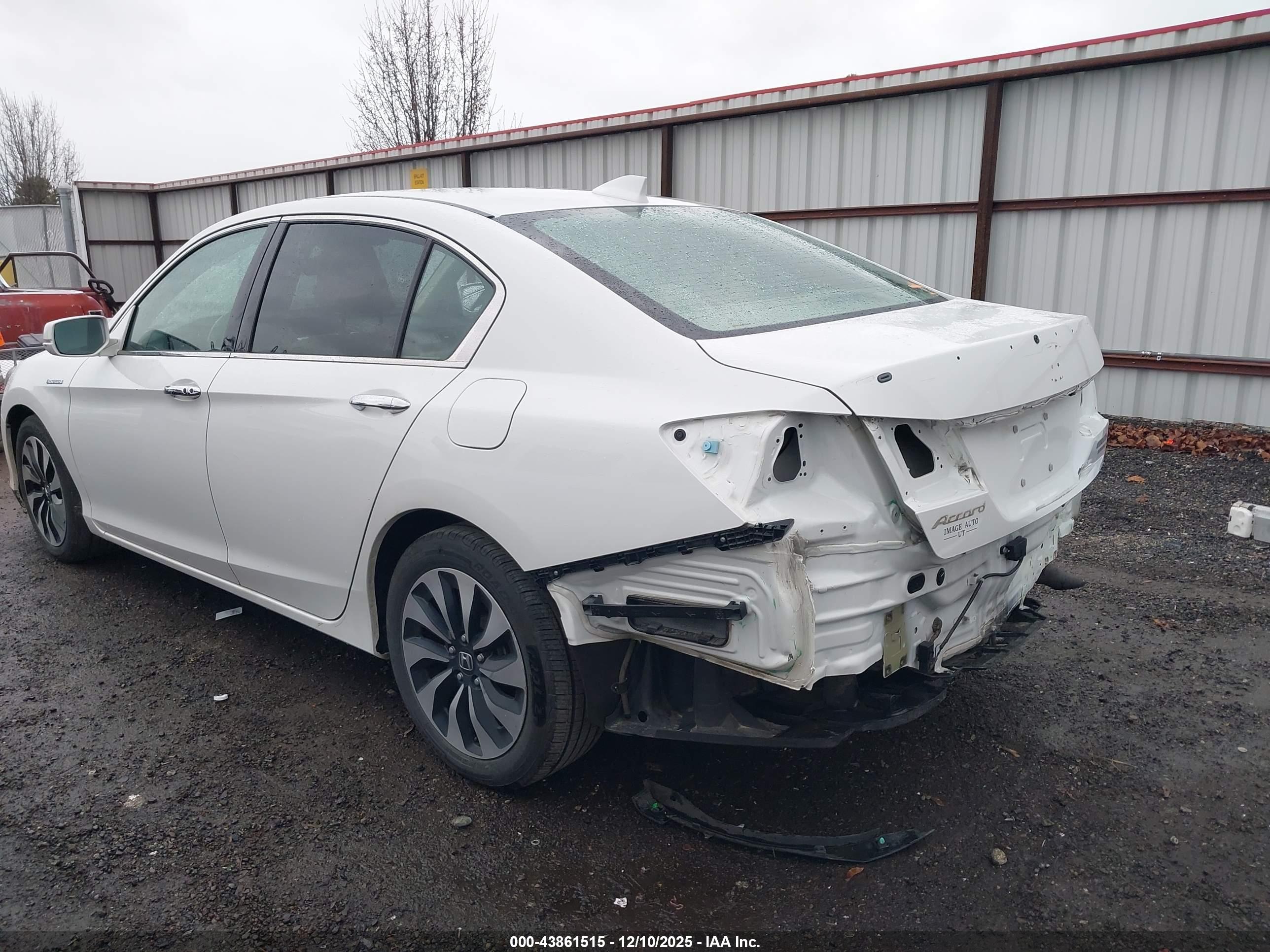 HONDA ACCORD image 3