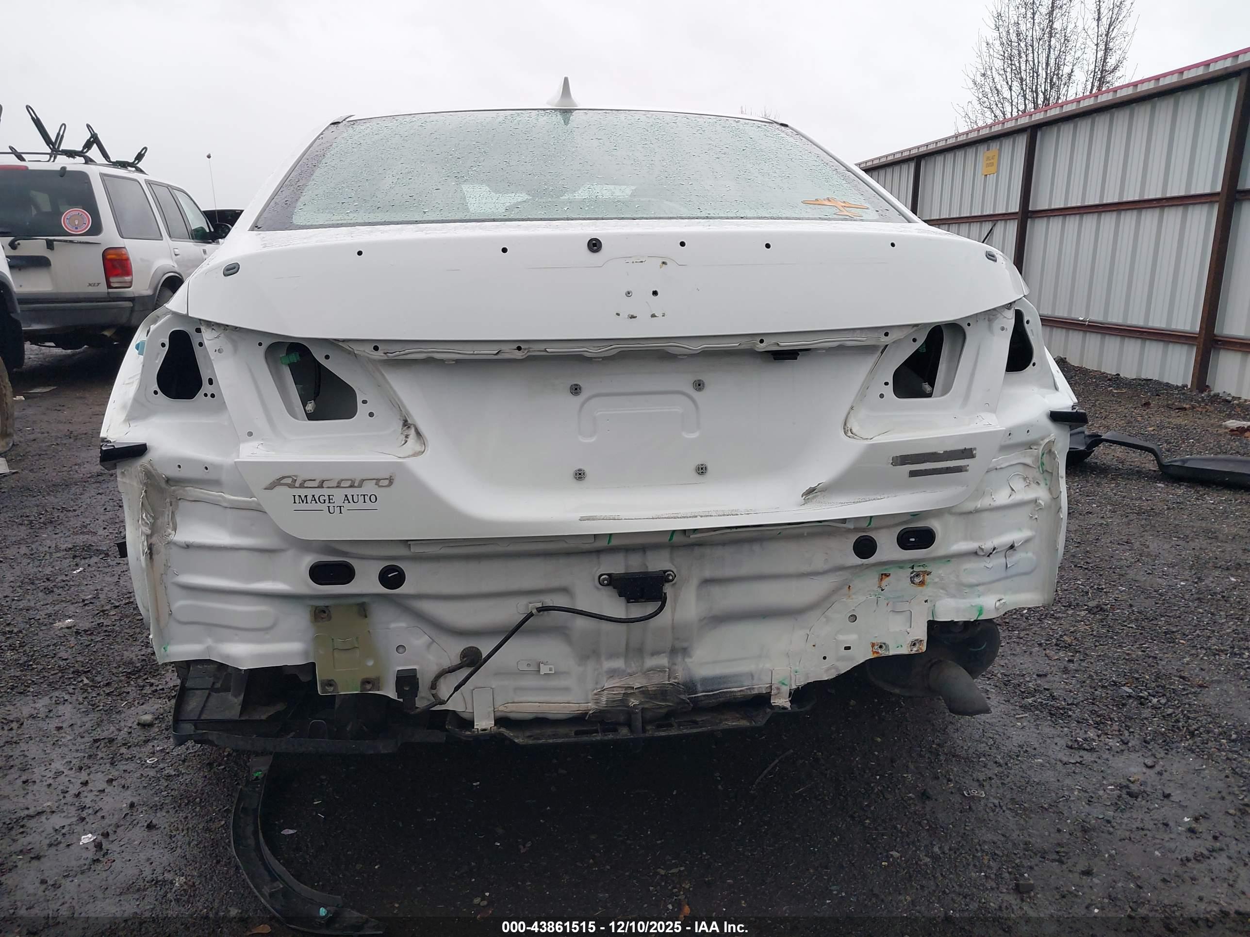 HONDA ACCORD image 6