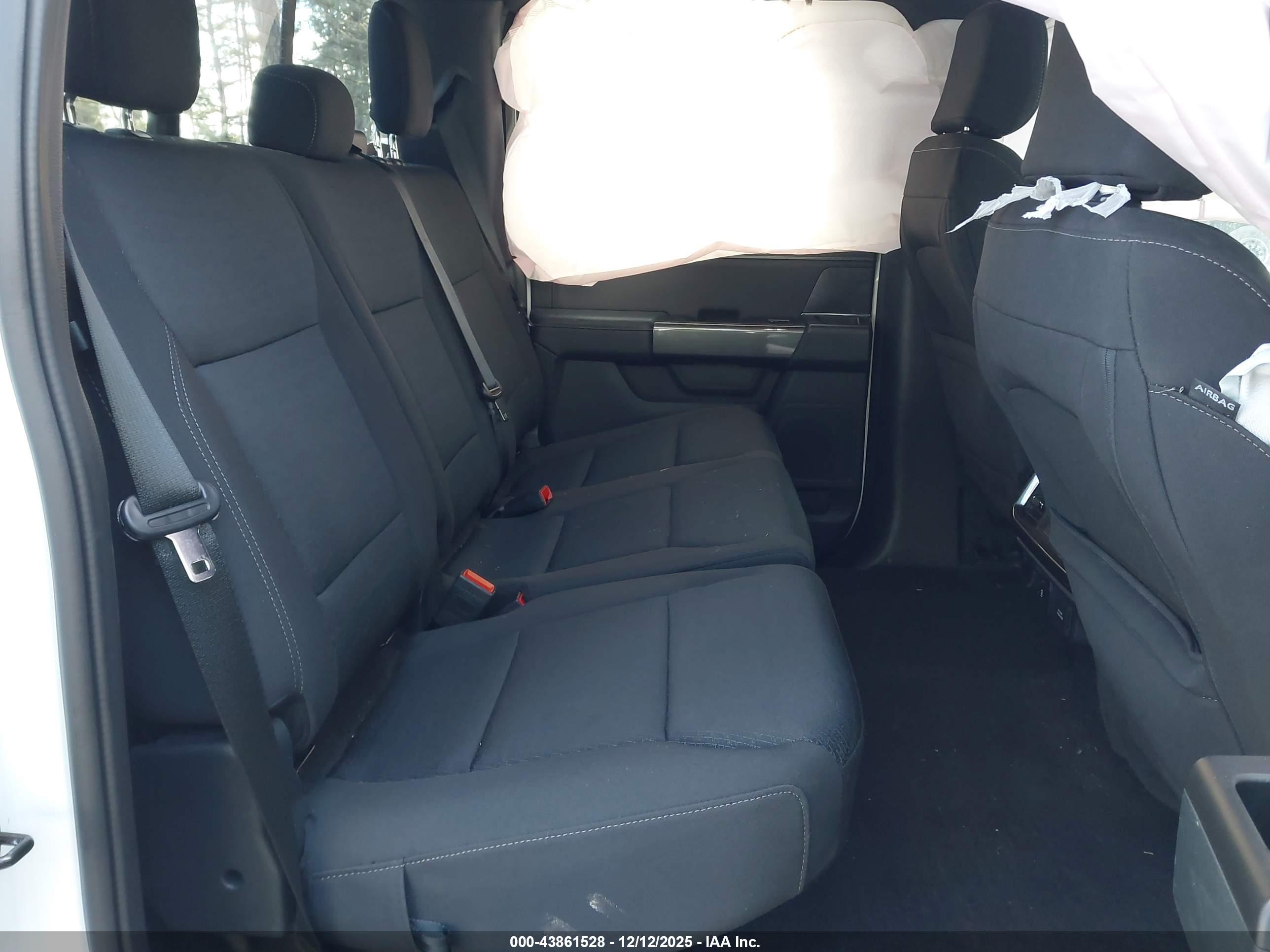 FORD F-150 image 8