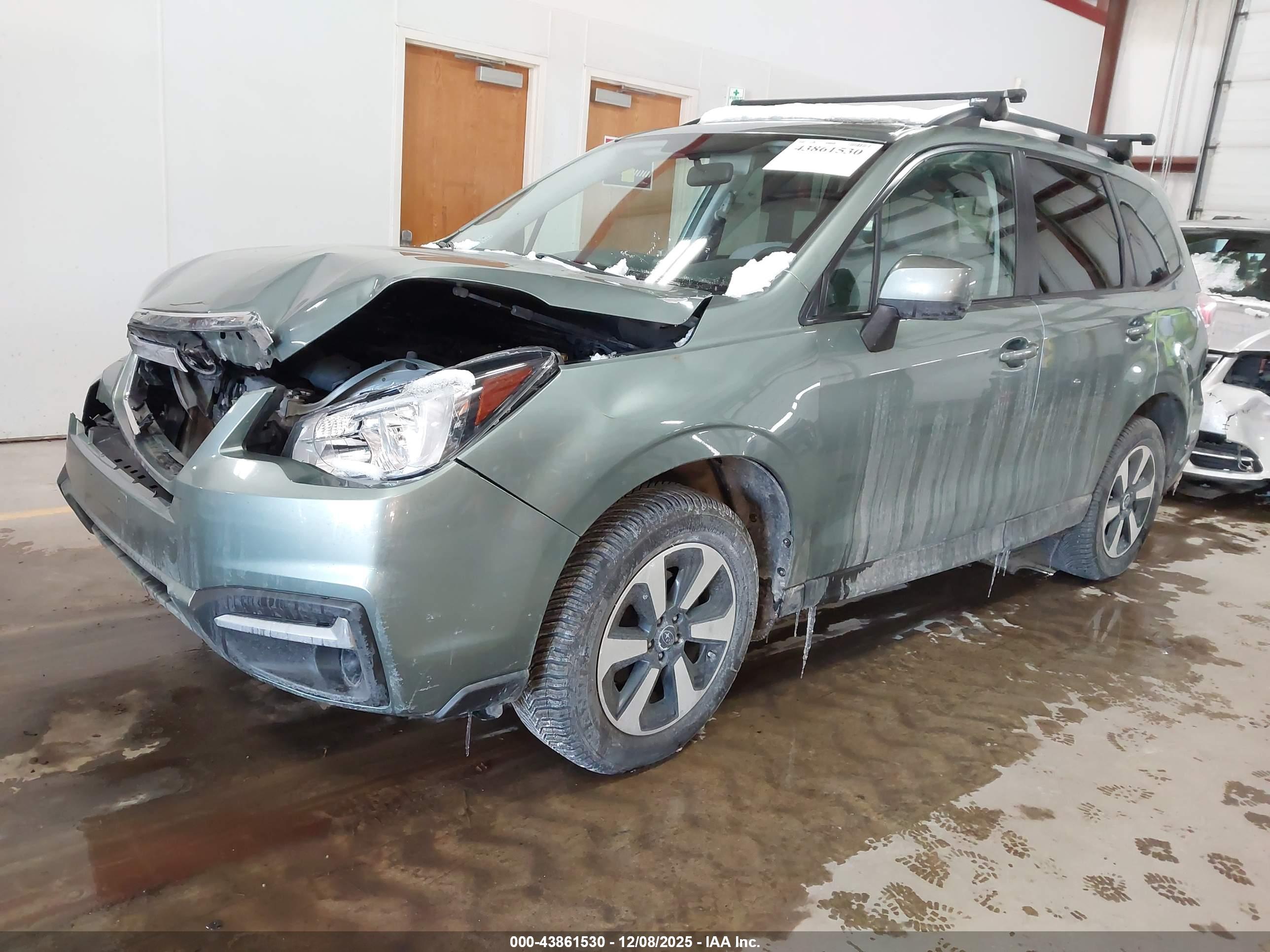 SUBARU FORESTER image 2
