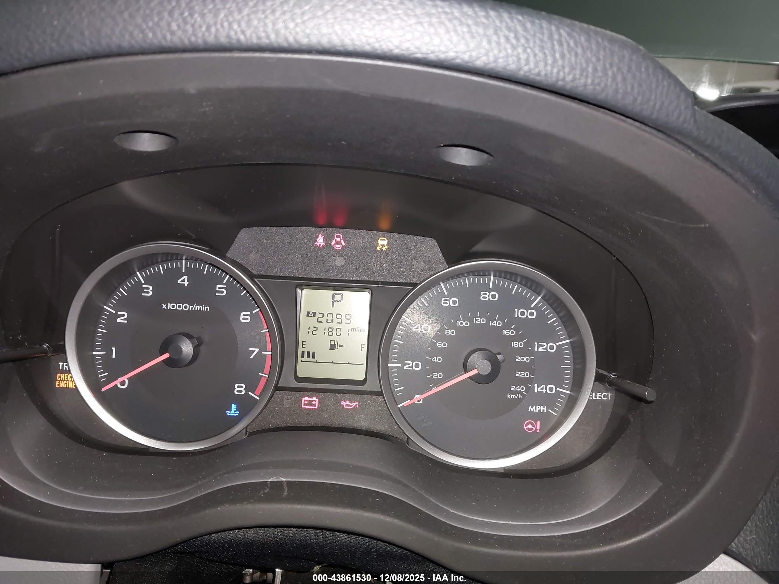 SUBARU FORESTER image 7