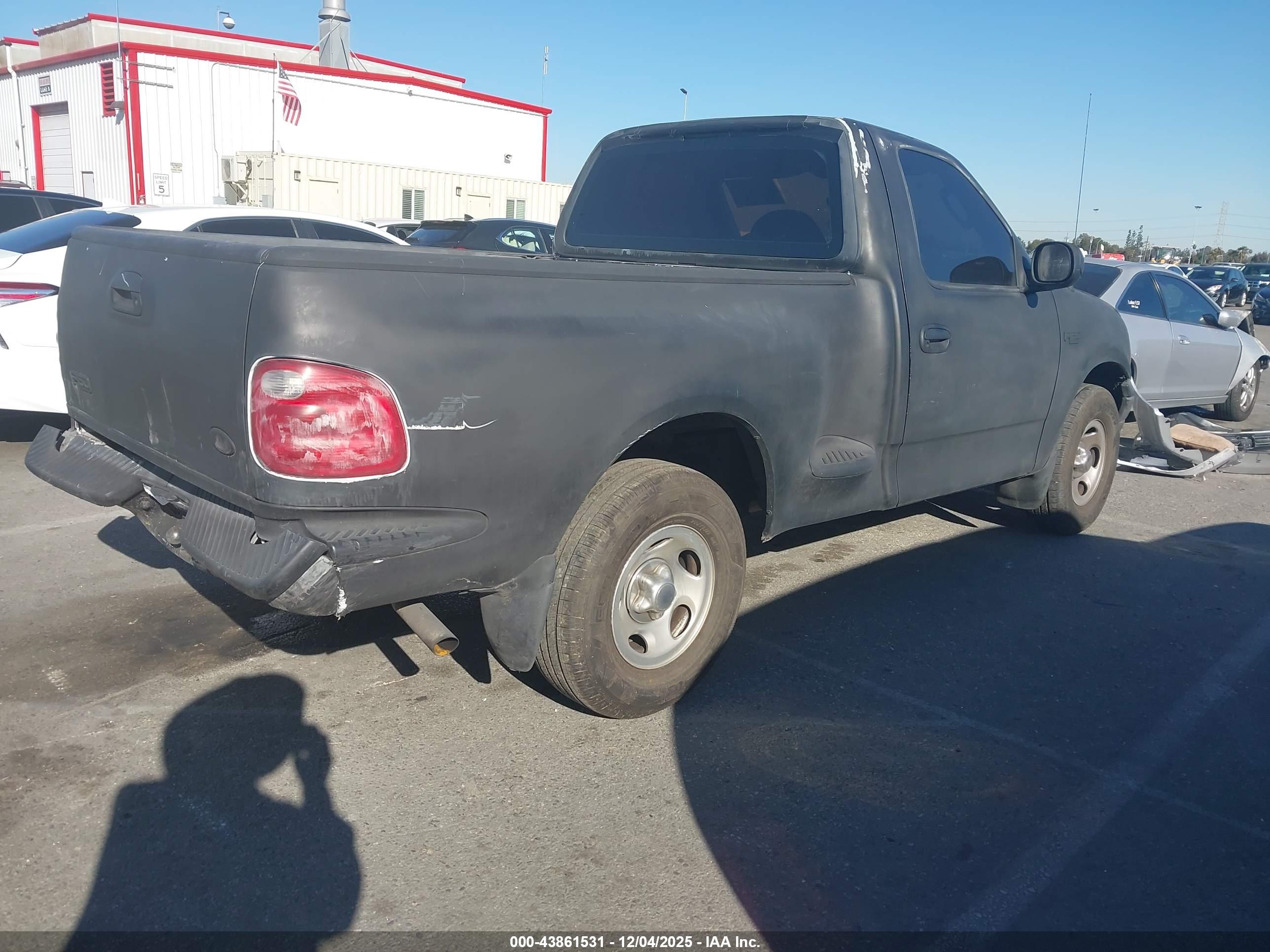 FORD F-150 image 4