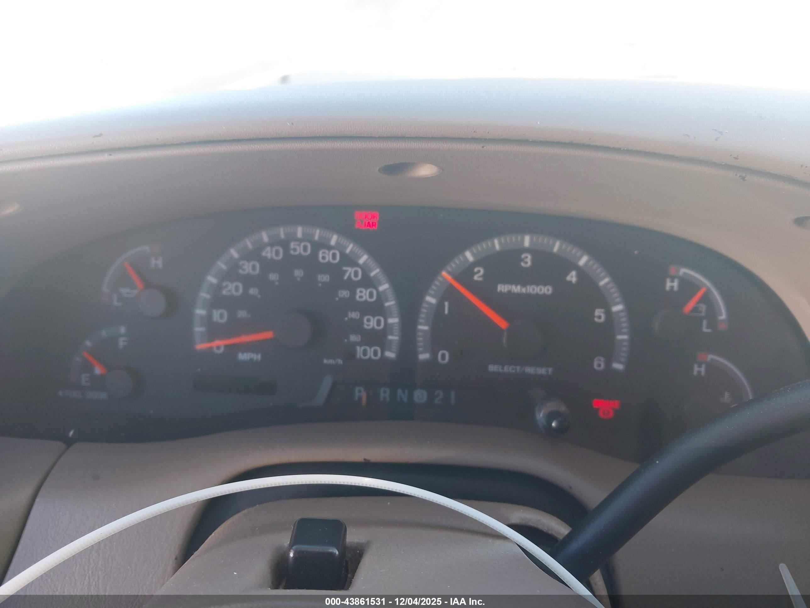 FORD F-150 image 7