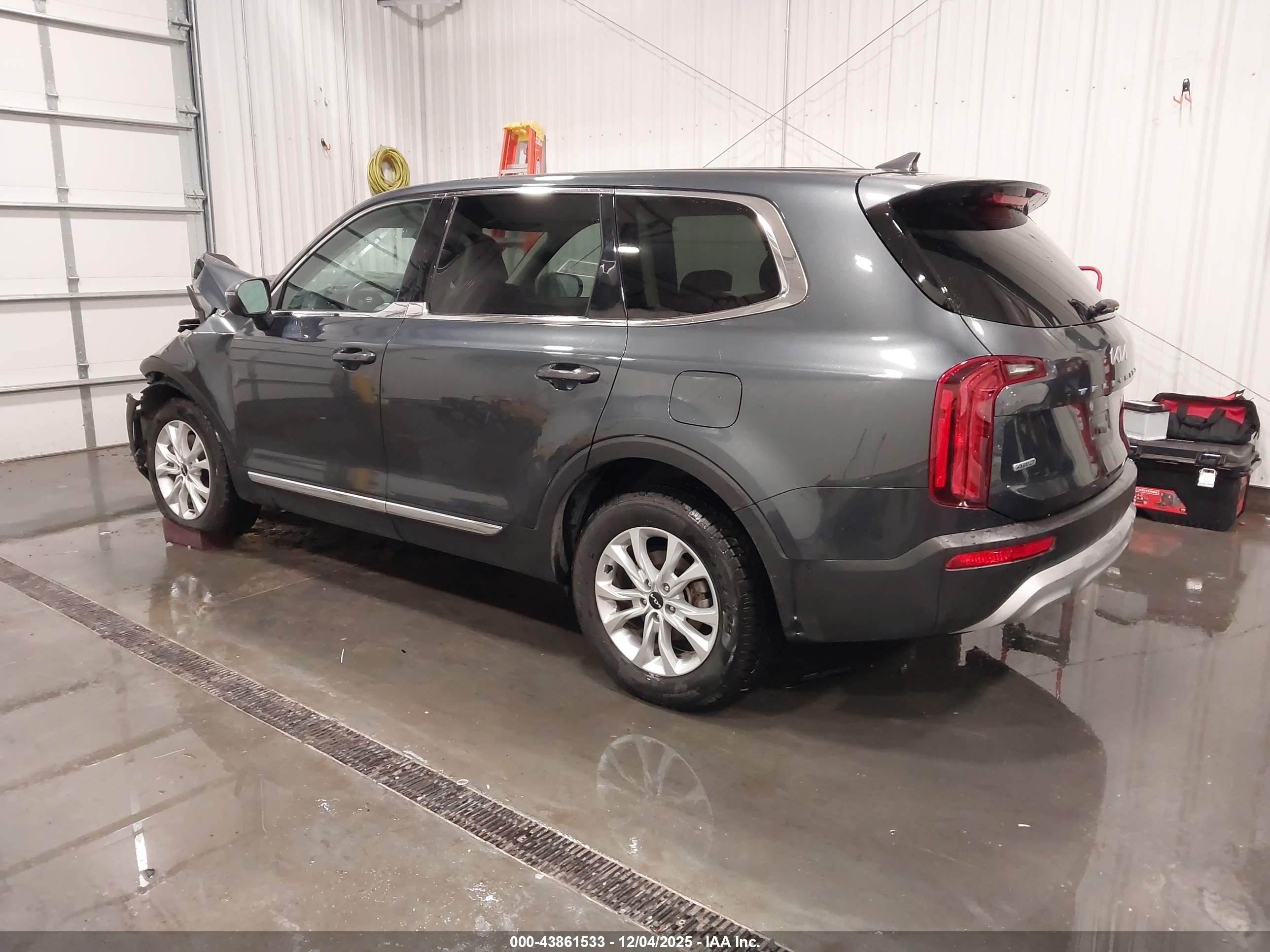 KIA TELLURIDE image 3