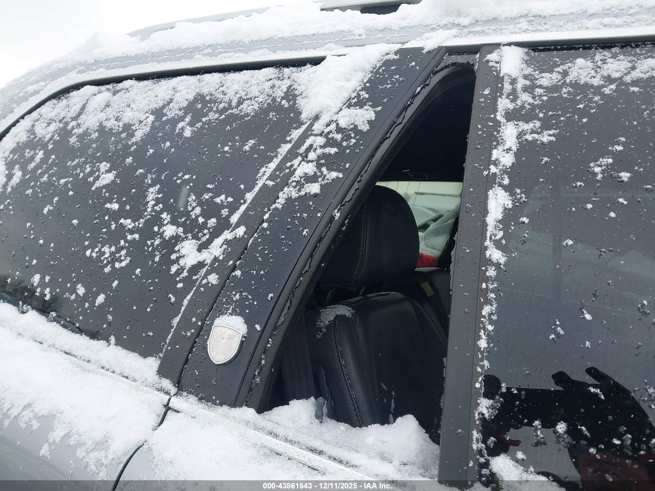 VOLVO XC90 image 6