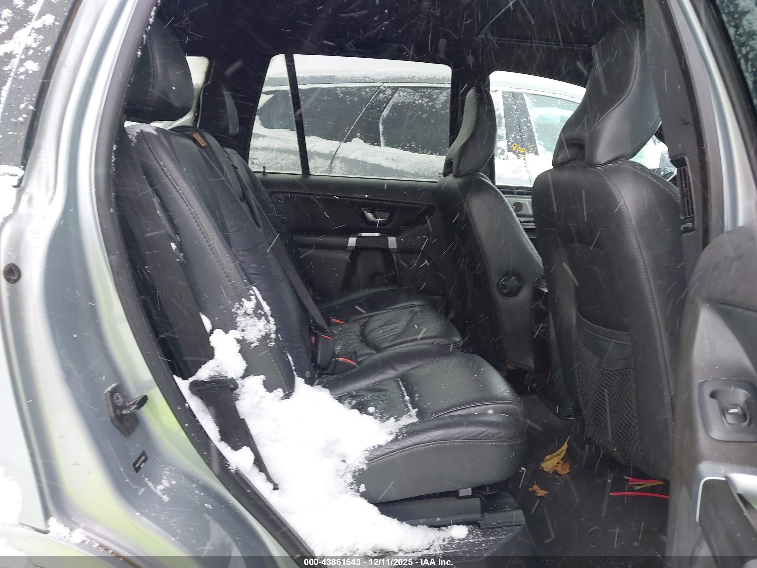 VOLVO XC90 image 8