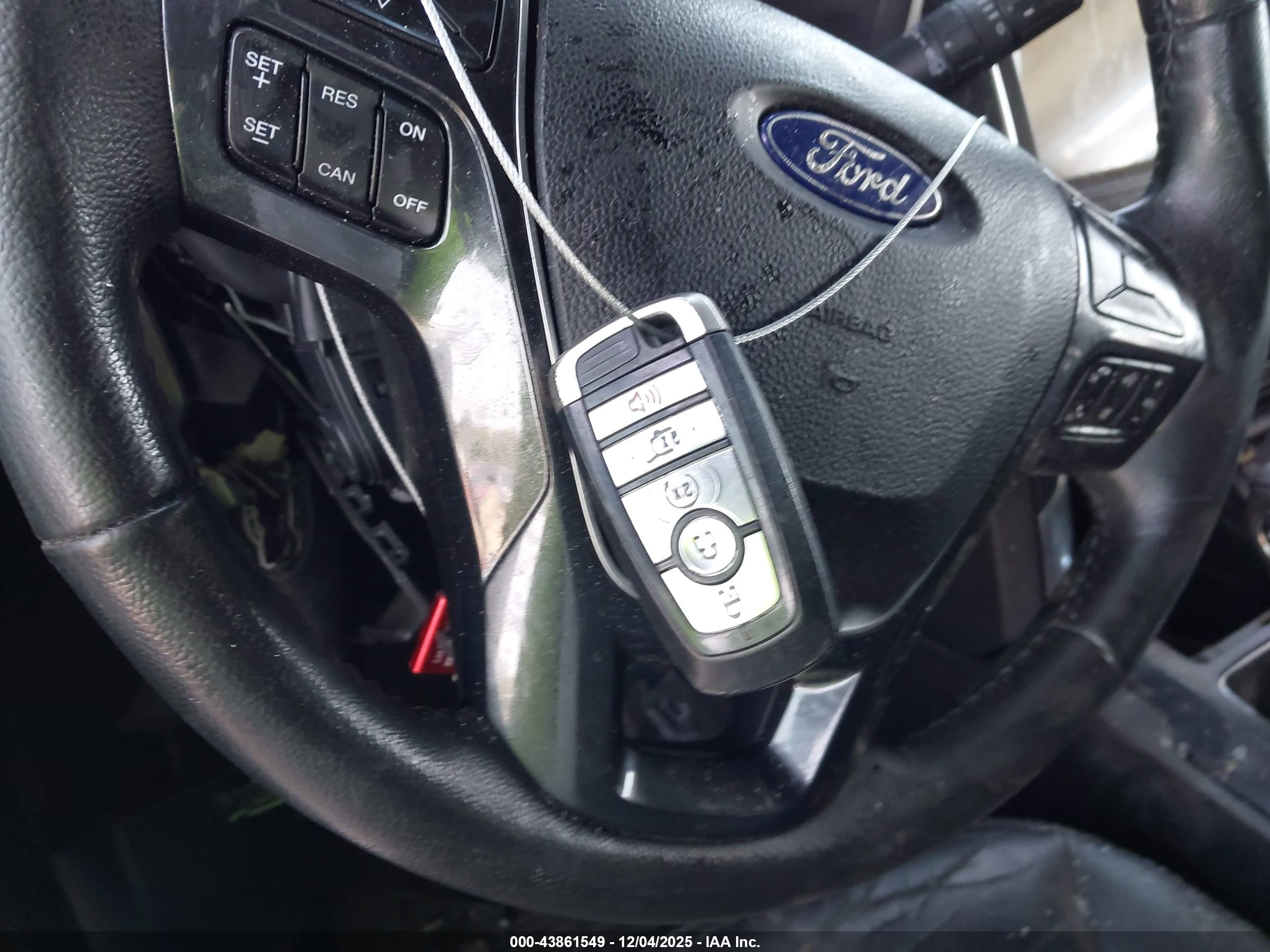 FORD EXPLORER image 11