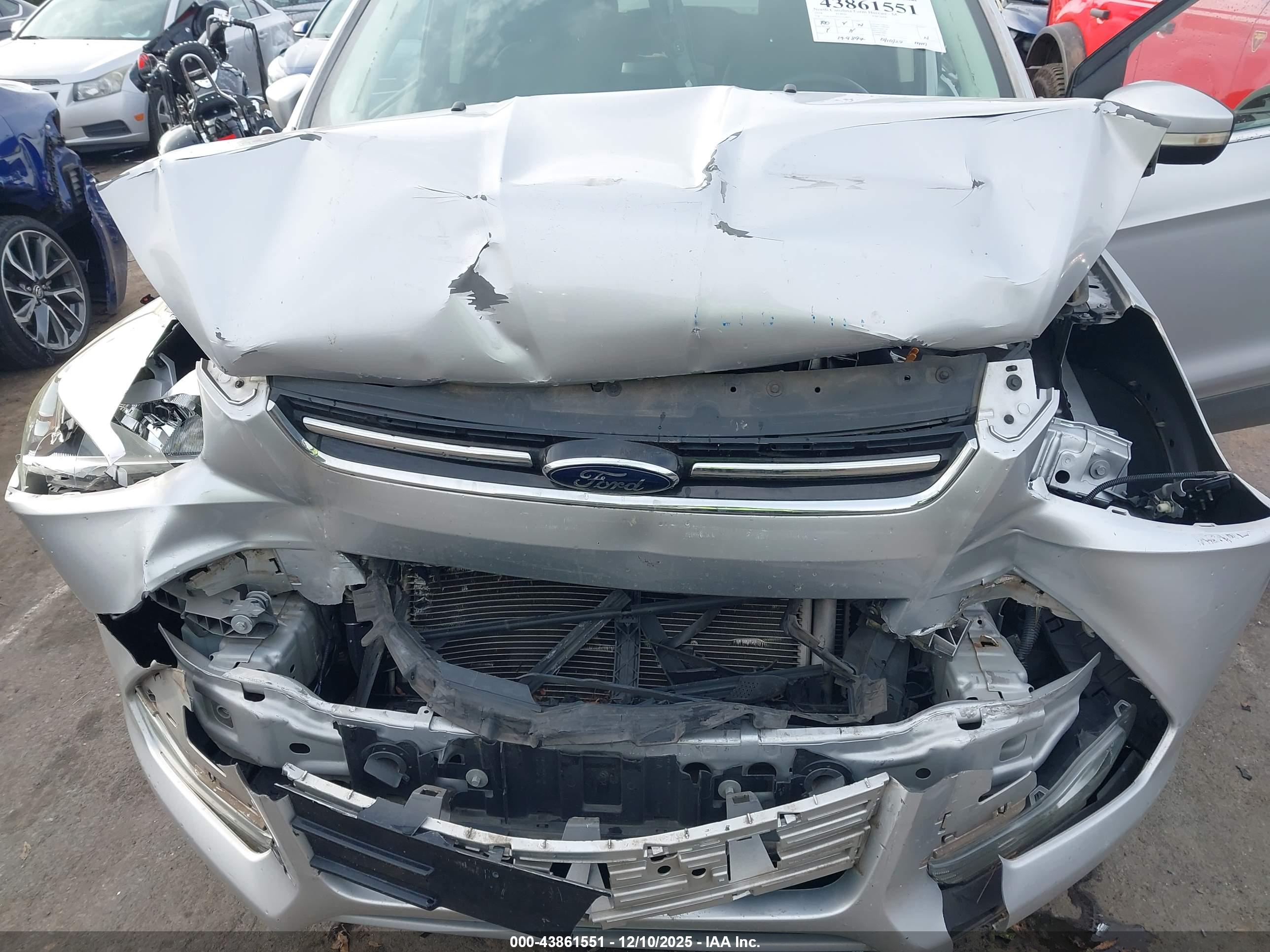 FORD ESCAPE image 10