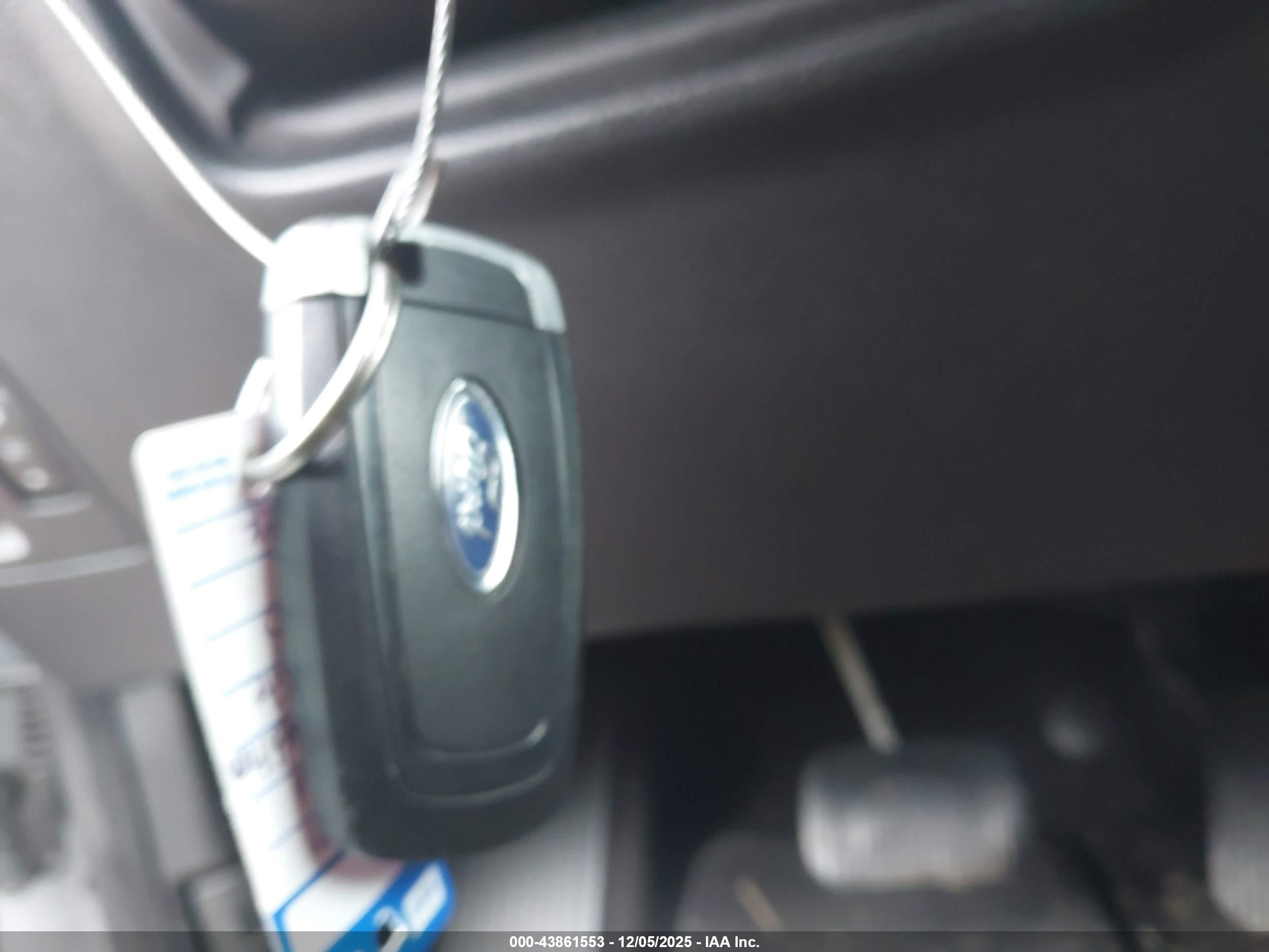 FORD EXPEDITION image 11