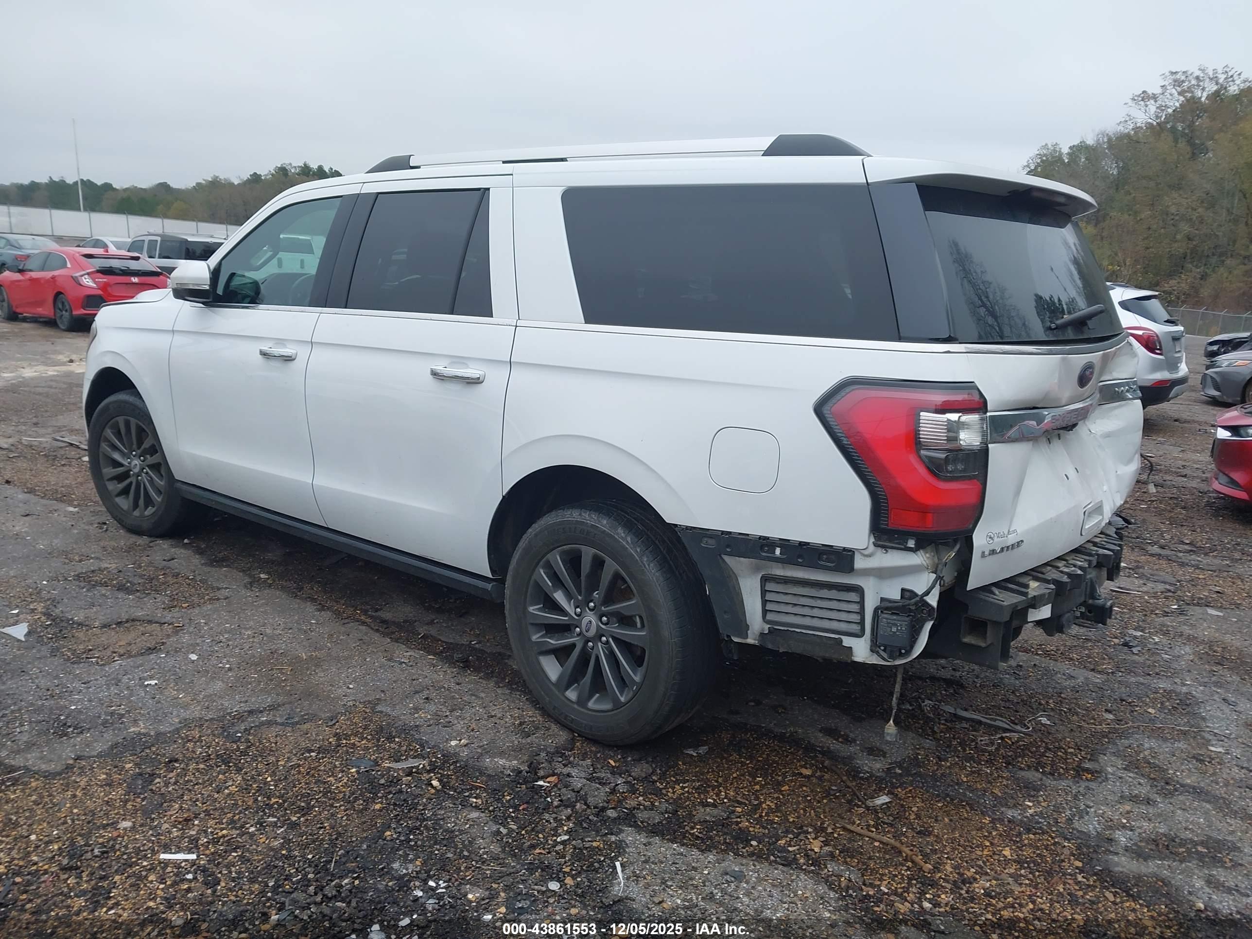 FORD EXPEDITION image 3