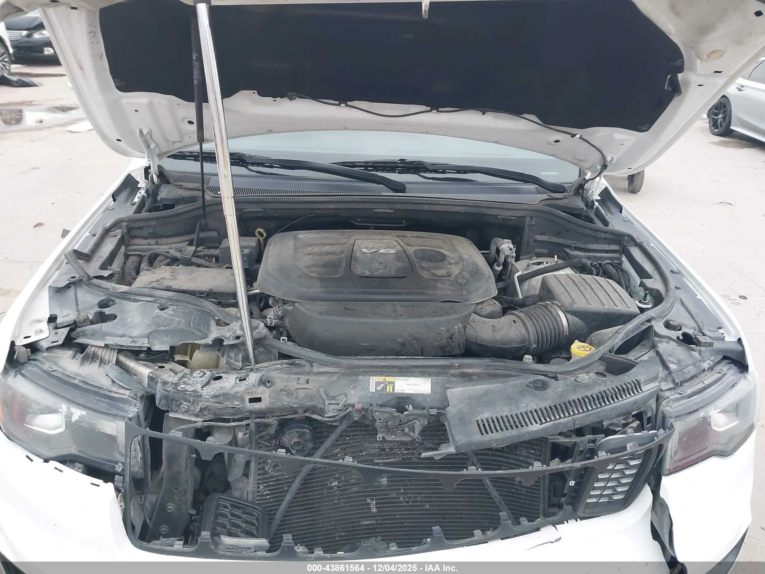 JEEP GRAND image 10