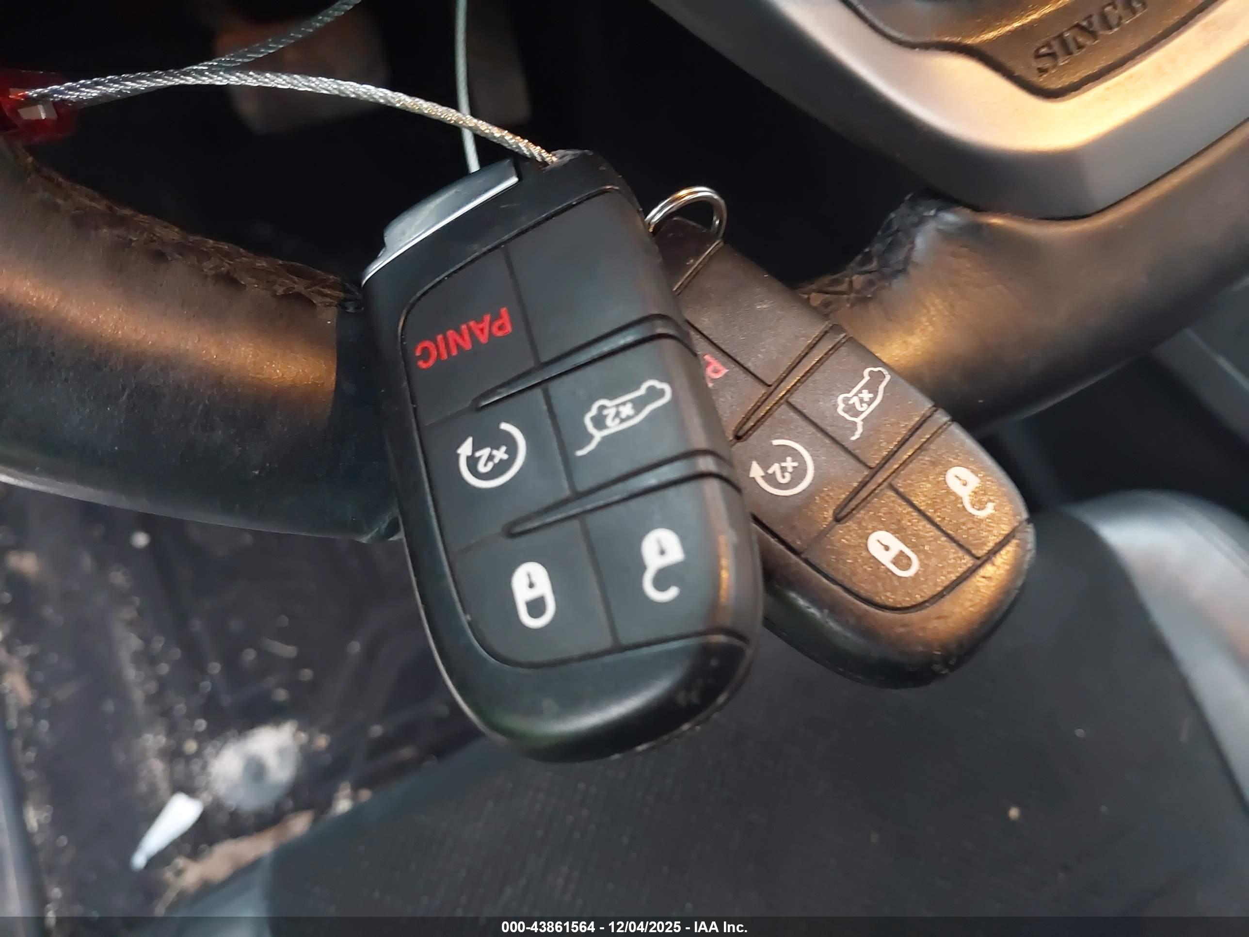 JEEP GRAND image 11