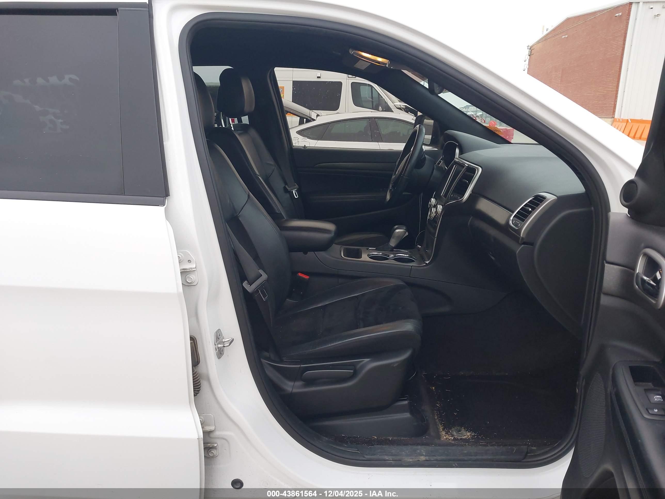 JEEP GRAND image 5
