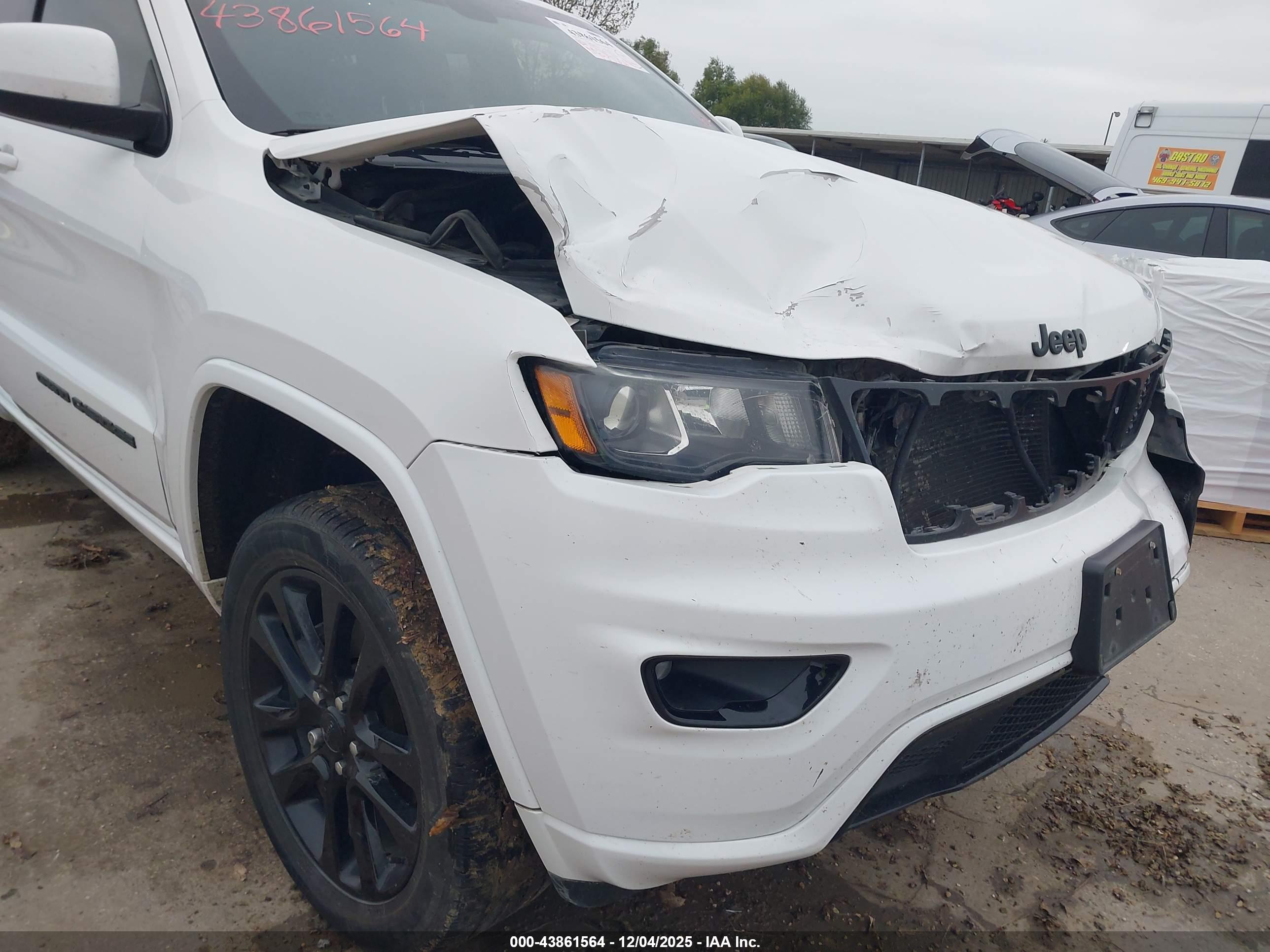 JEEP GRAND image 6