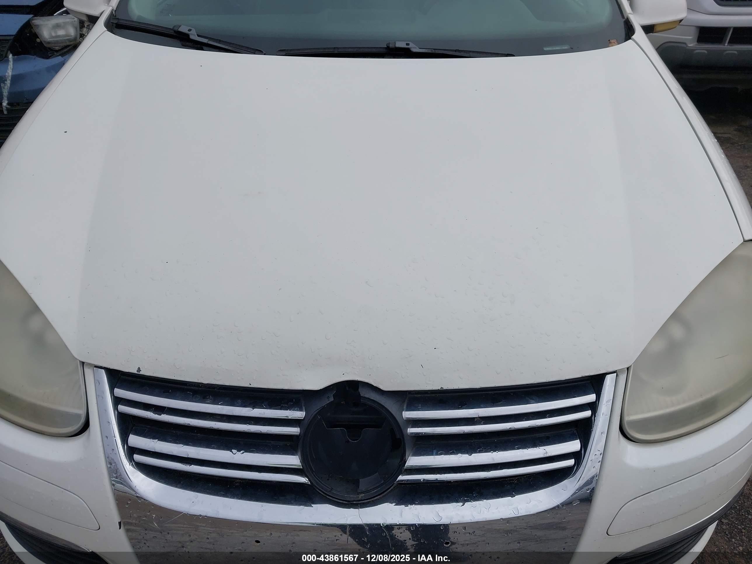 VOLKSWAGEN JETTA image 10