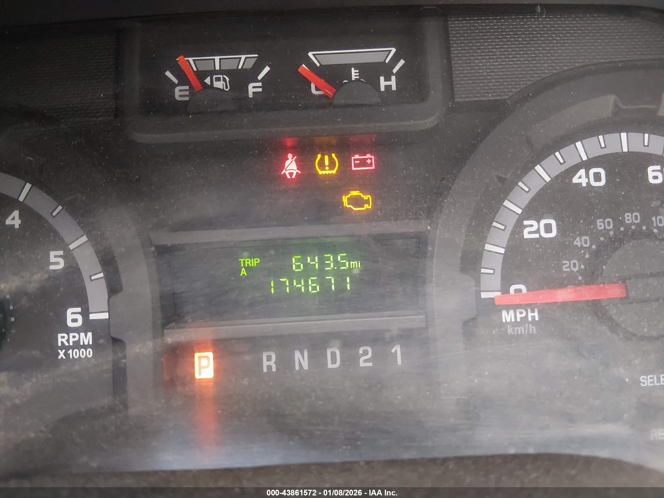 FORD E-150 image 7