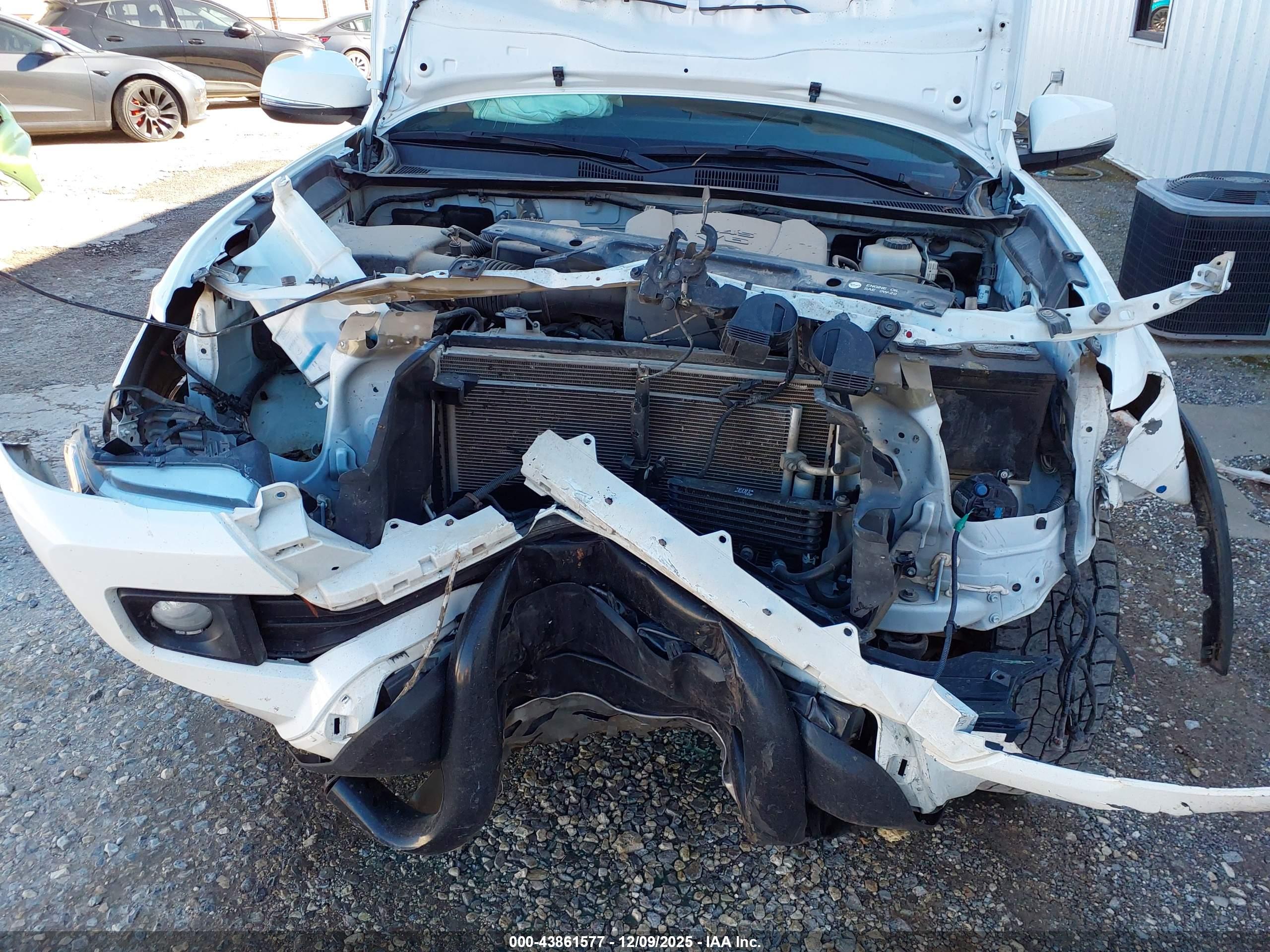 TOYOTA TACOMA image 10