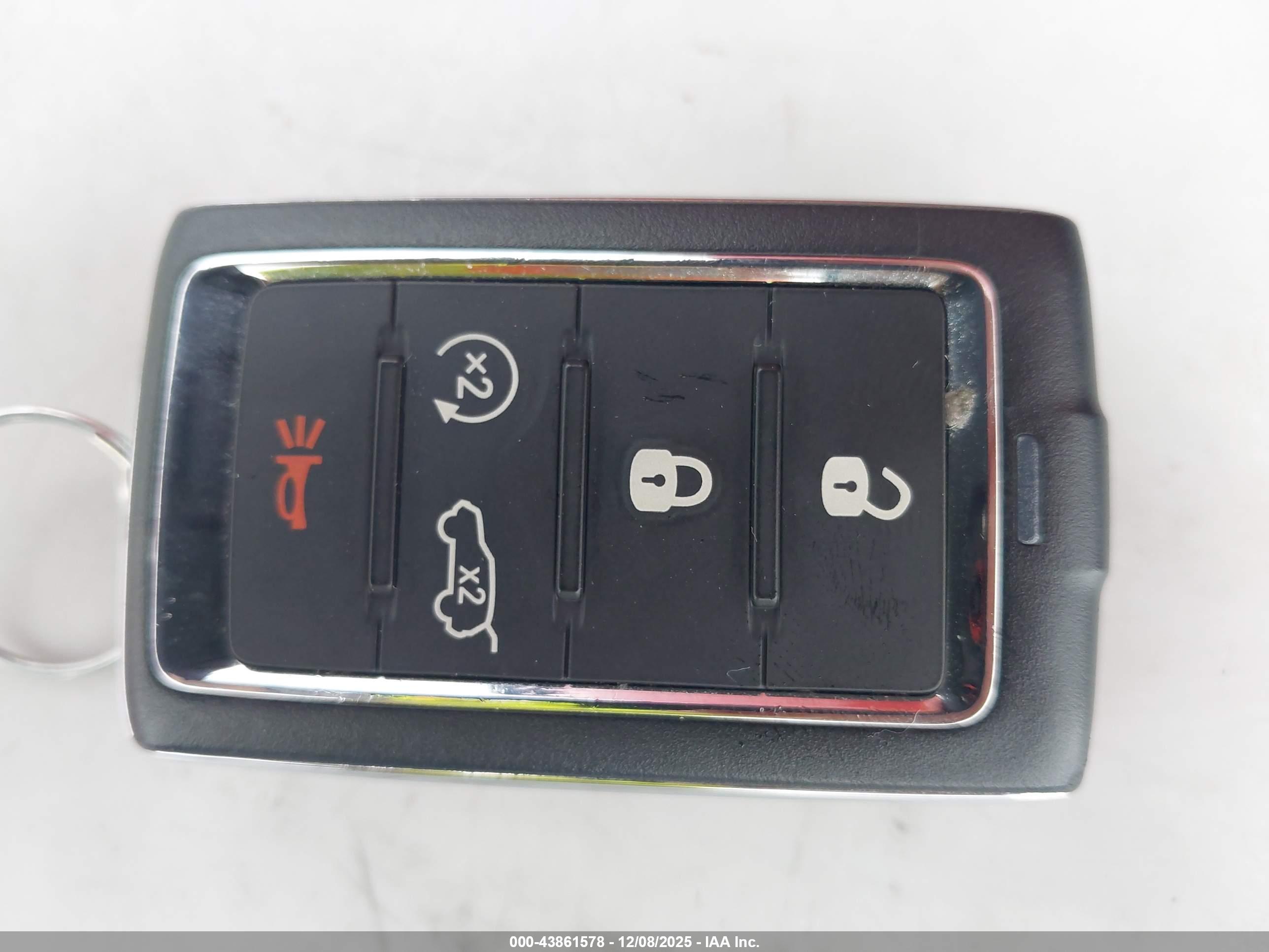 JEEP GRAND image 11