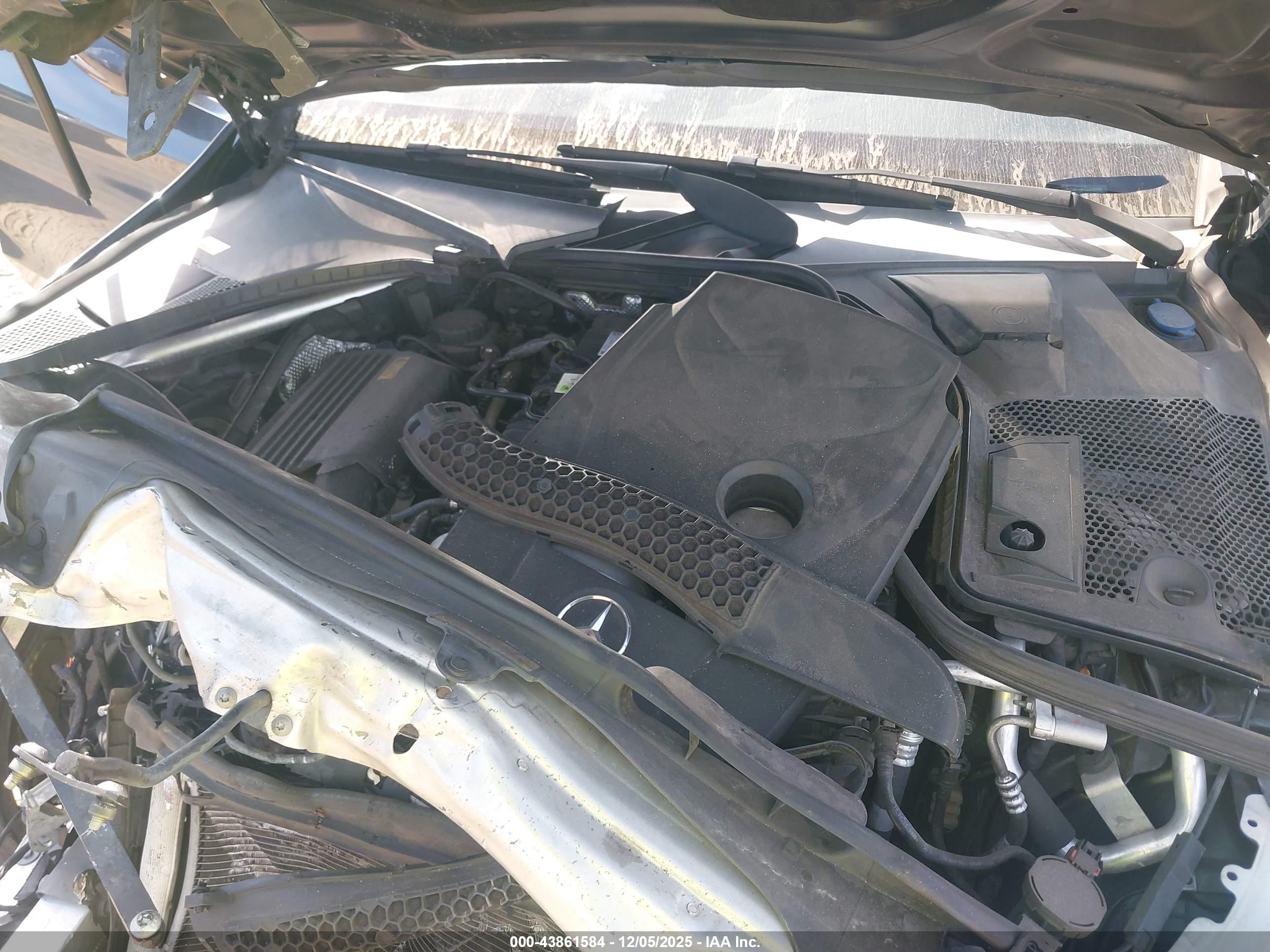 MERCEDES-BENZ C image 10