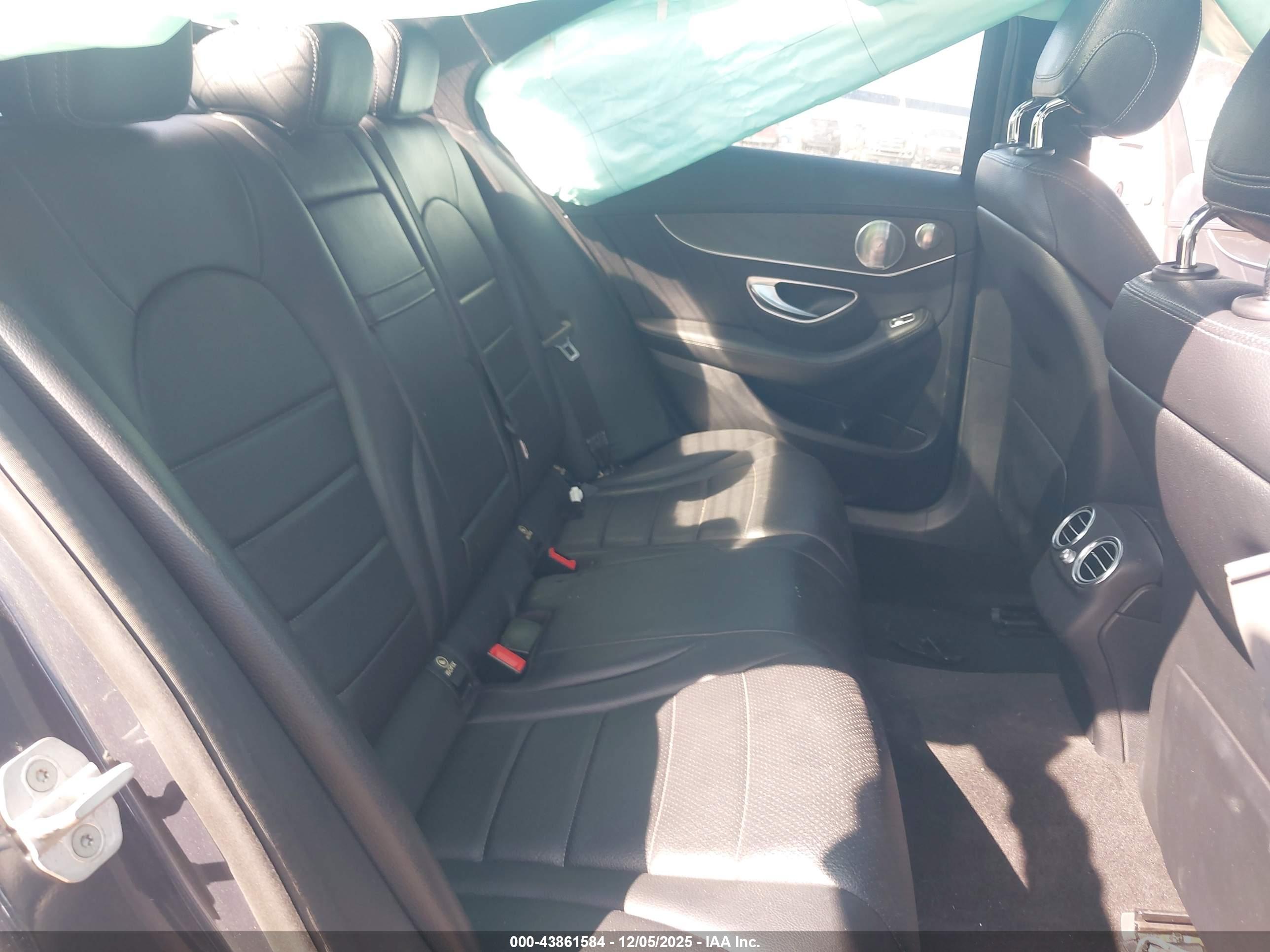 MERCEDES-BENZ C image 8