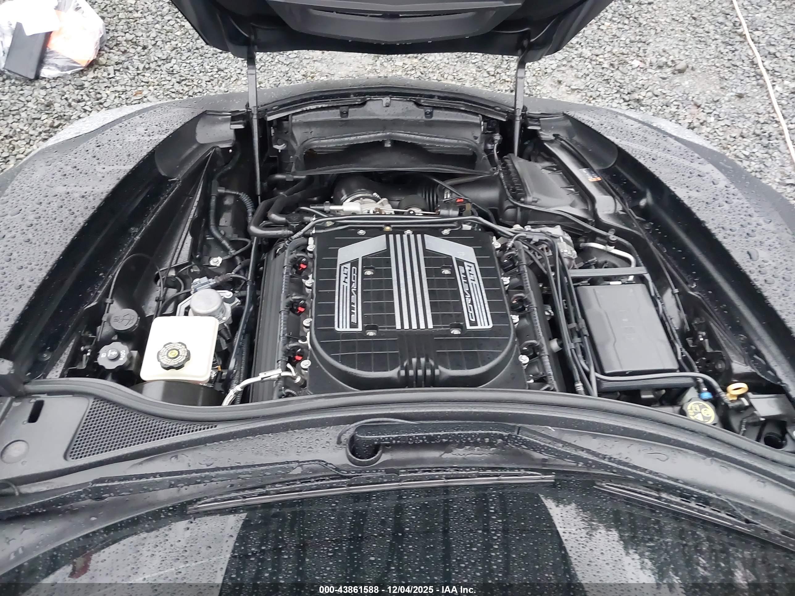 CHEVROLET CORVETTE image 10