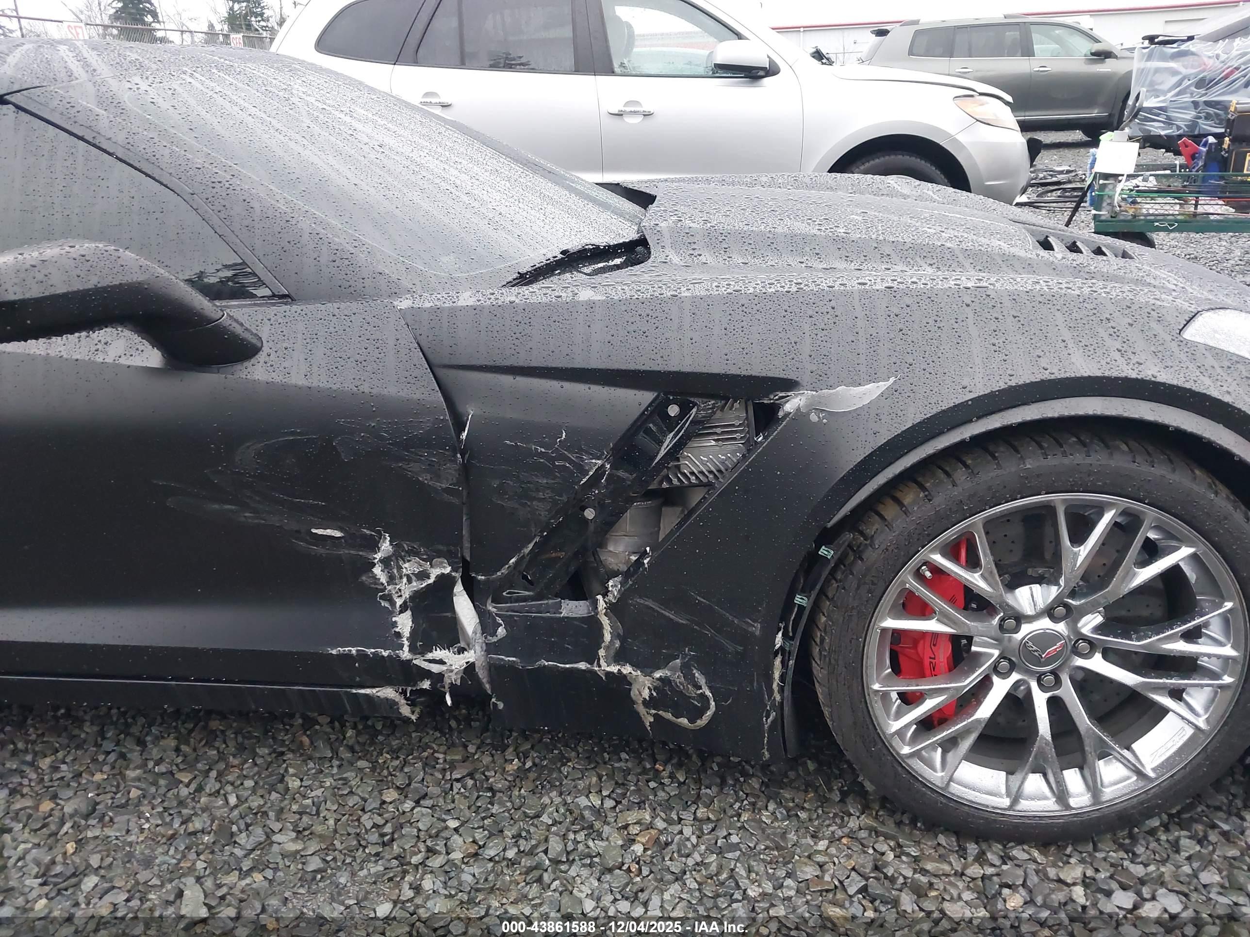 CHEVROLET CORVETTE image 6