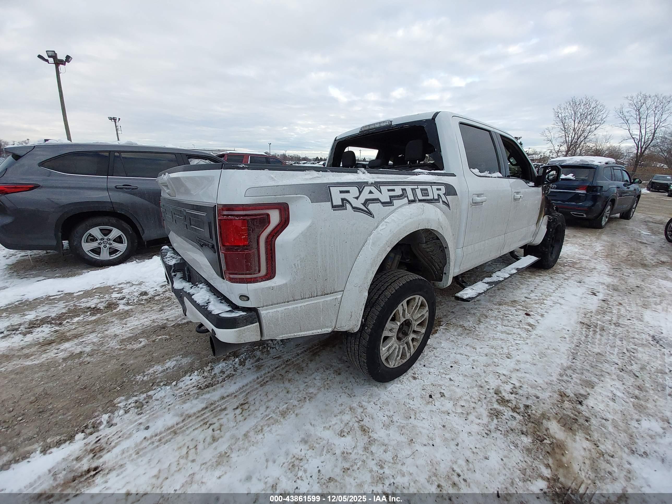 FORD F-150 image 4