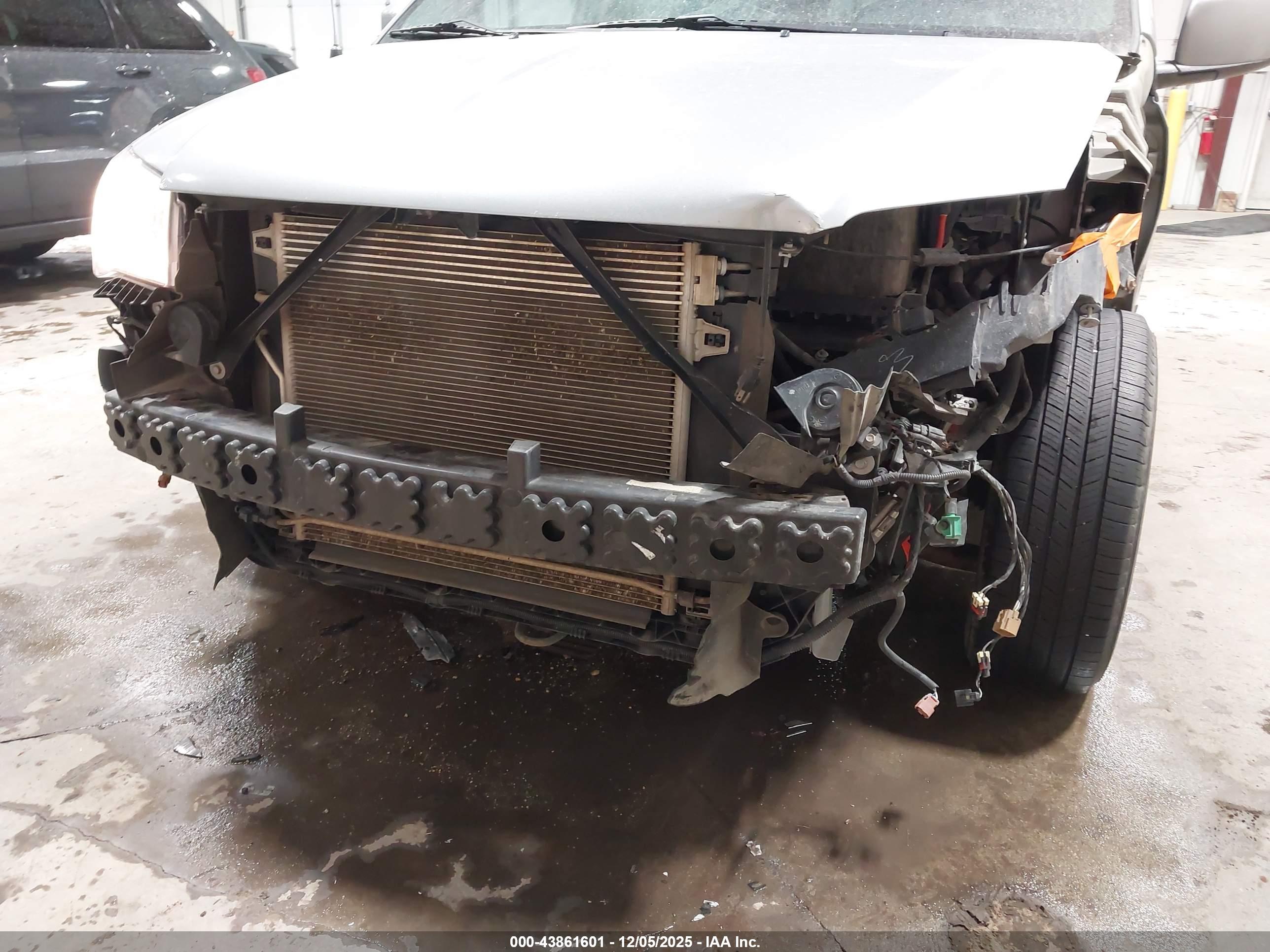 DODGE GRAND image 6