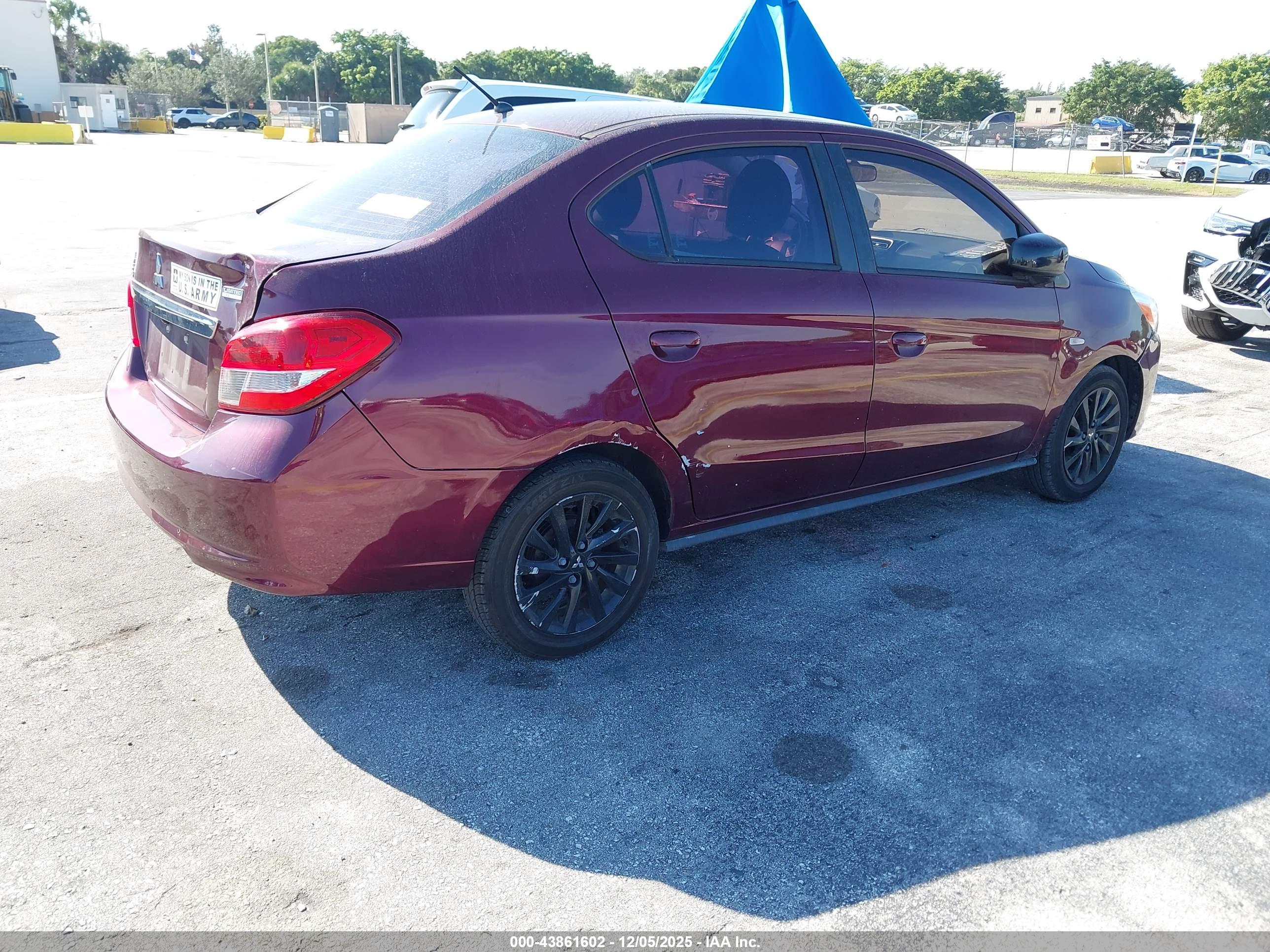 MITSUBISHI MIRAGE image 4