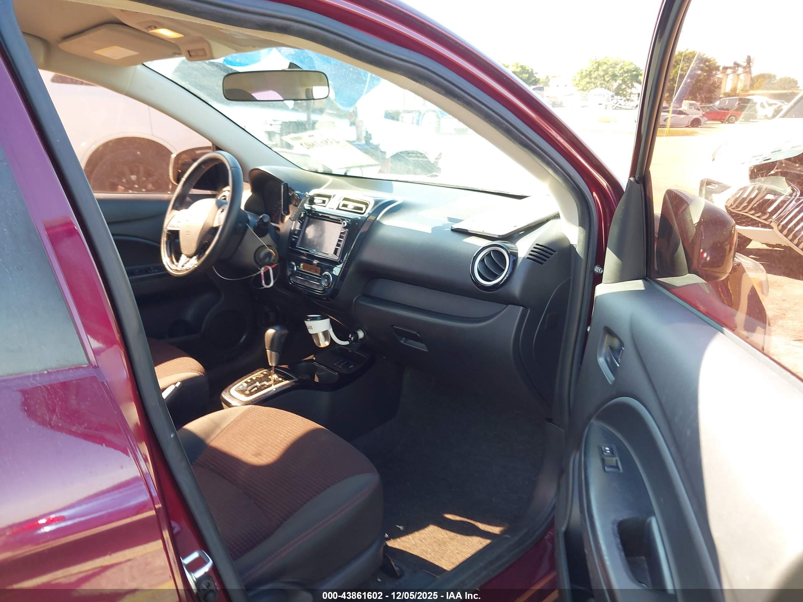 MITSUBISHI MIRAGE image 5