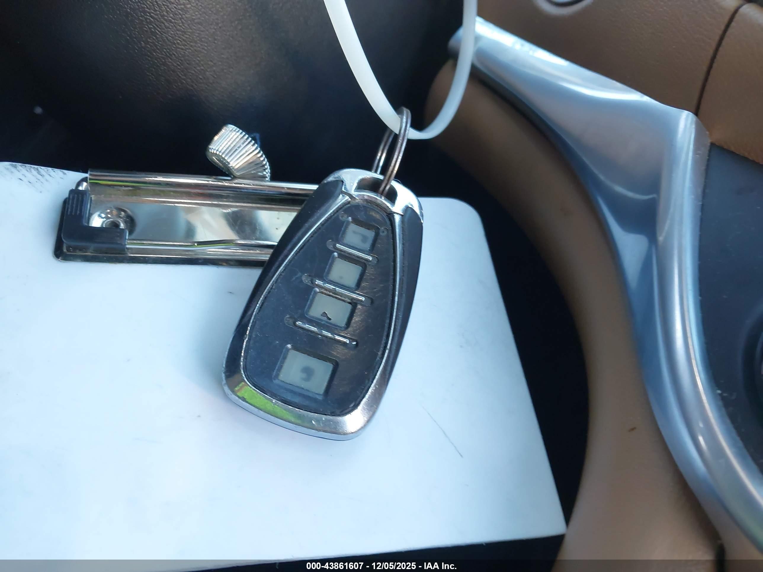 CHEVROLET VOLT image 11