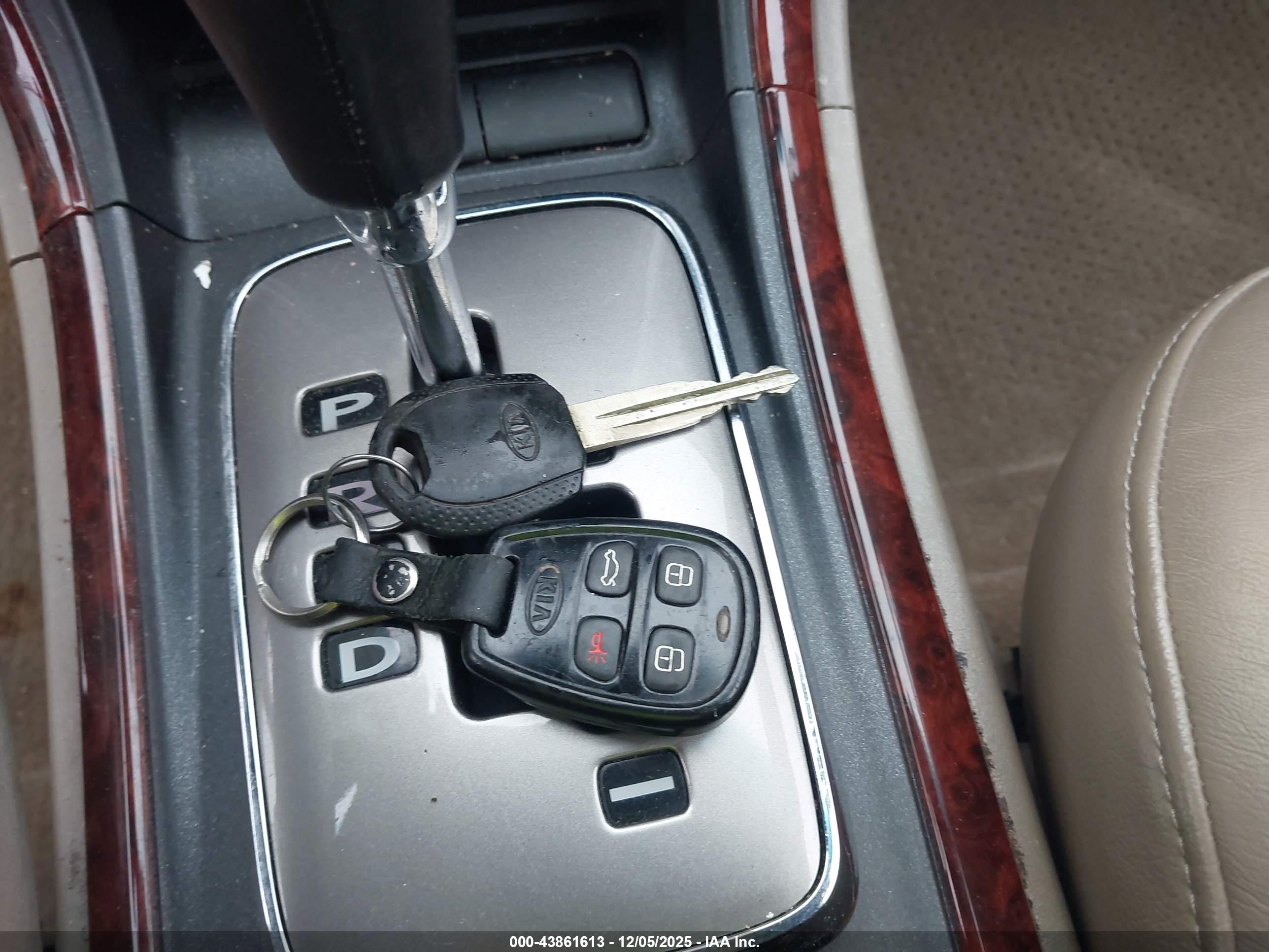 KIA OPTIMA image 11